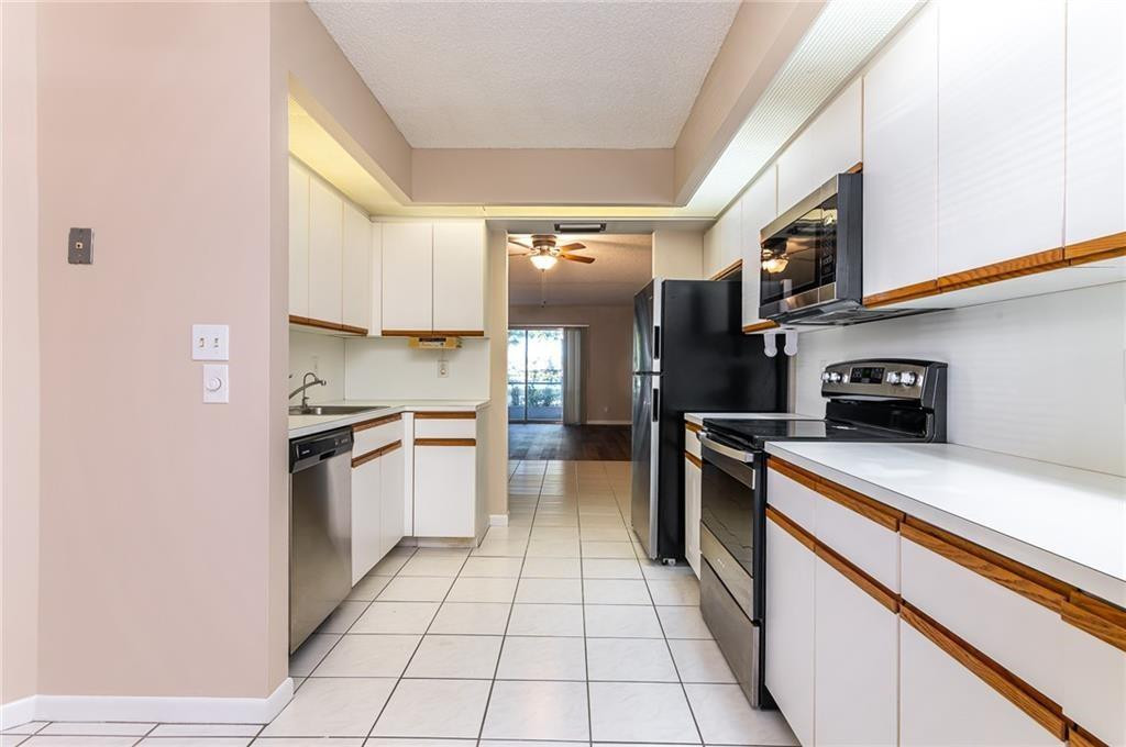 1601 Abaco Drive D1 Property Photo 4
