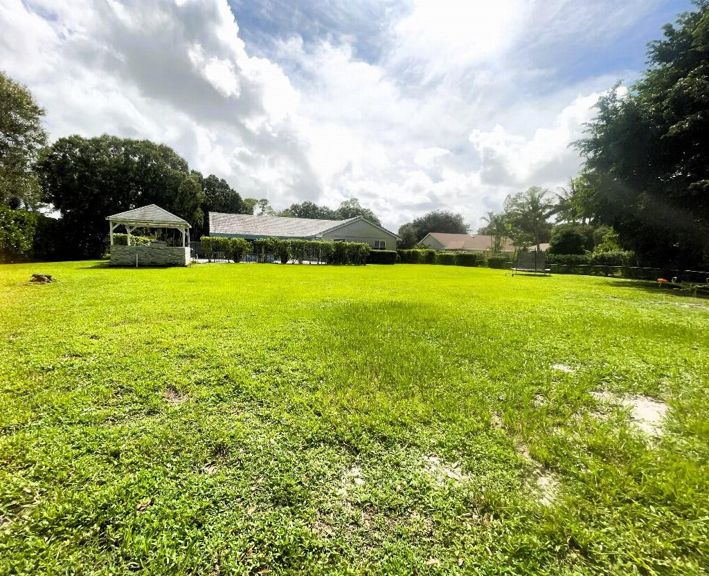 14183 Greentree Trail Property Photo 38