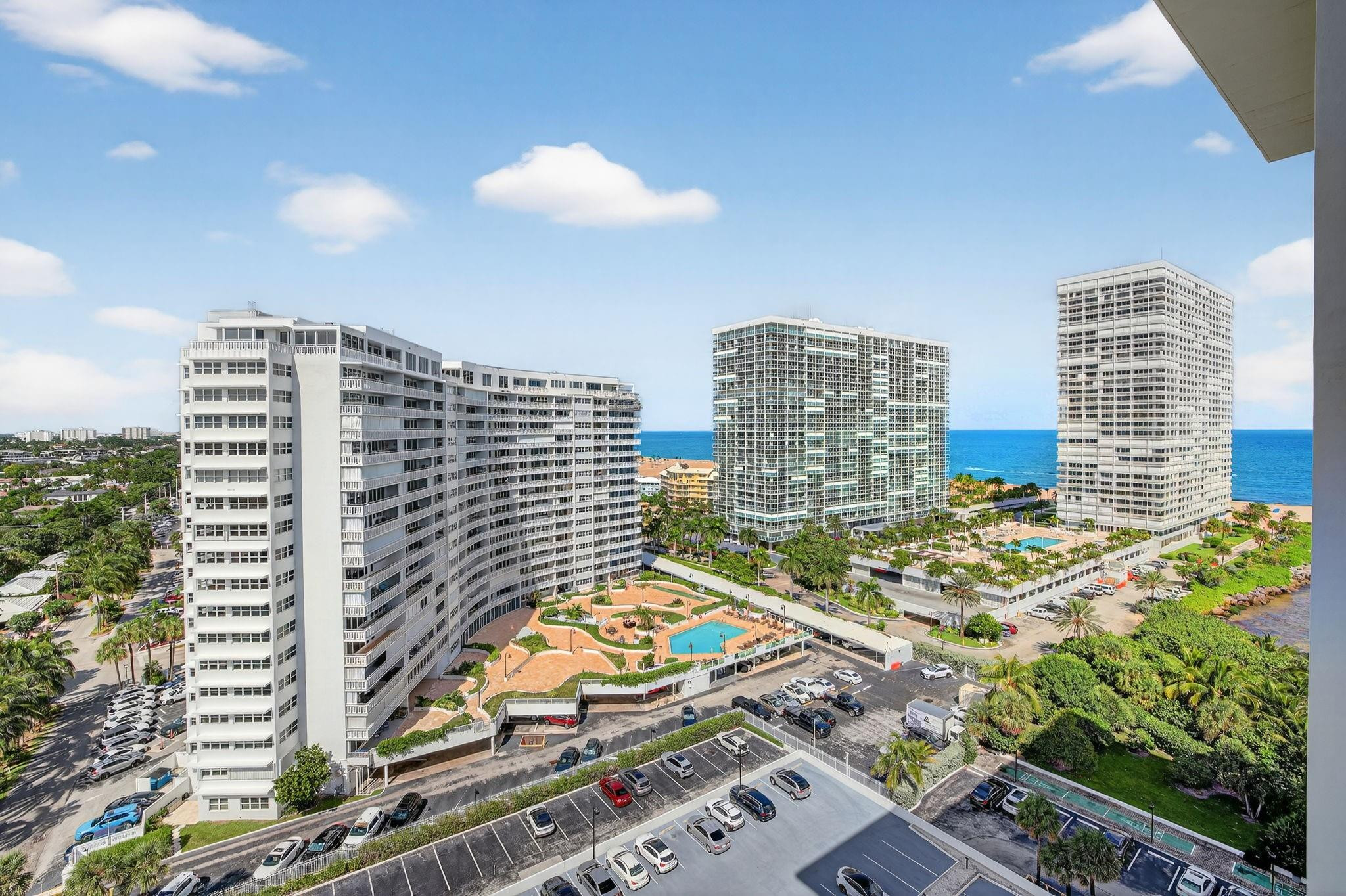 2100 S Ocean Drive 15E Property Photo 1