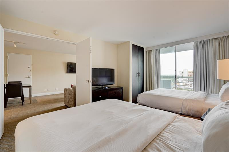 2670 E Sunrise Boulevard 1119 Property Photo 19