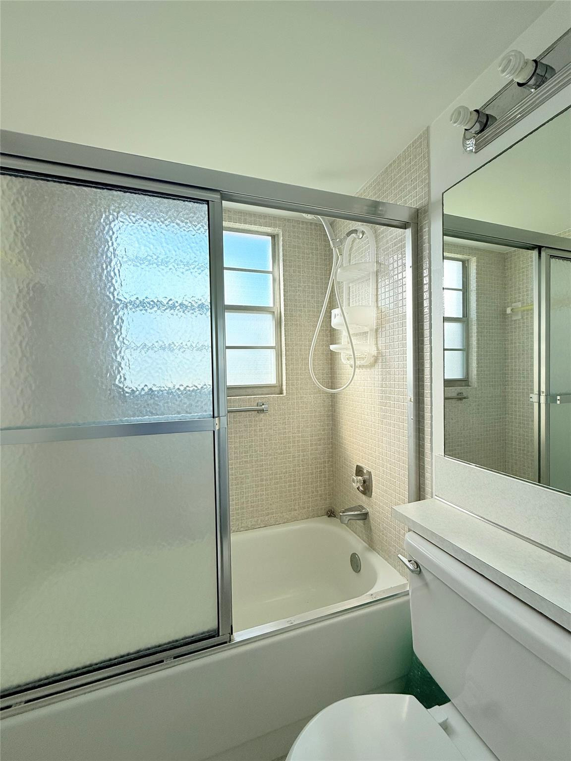 204 Oakridge M 204 Property Photo 18
