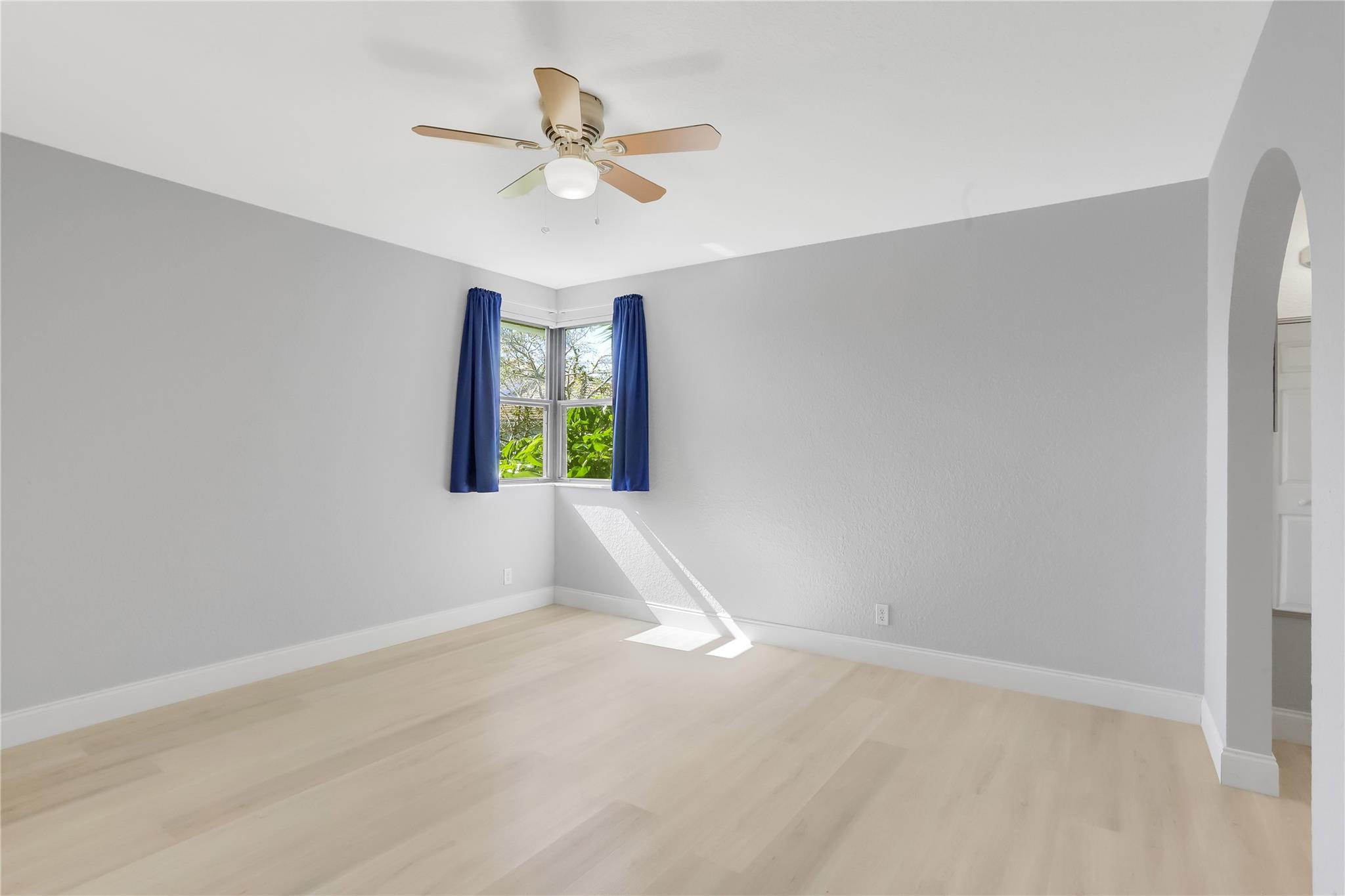 10131 W Sunrise Boulevard 306 Property Photo 13