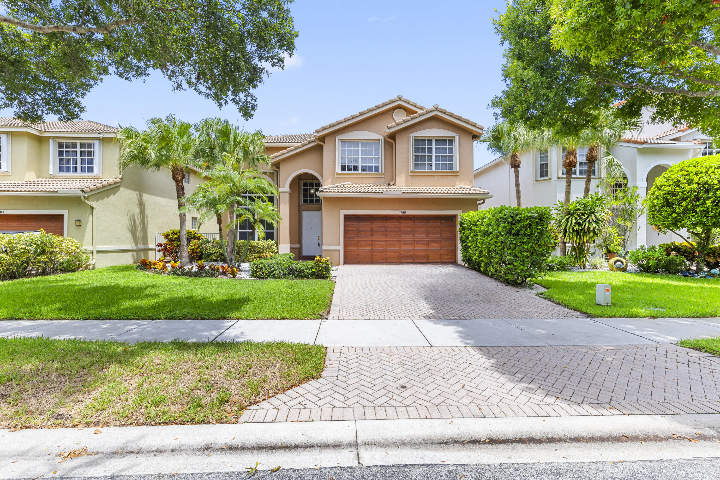 4795 S Classical Boulevard Property Photo 4