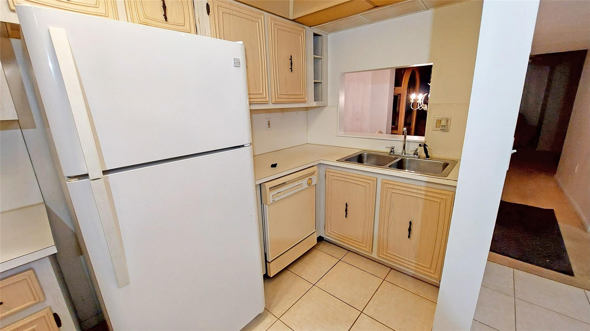 367 S Federal Highway B105 Property Photo 7