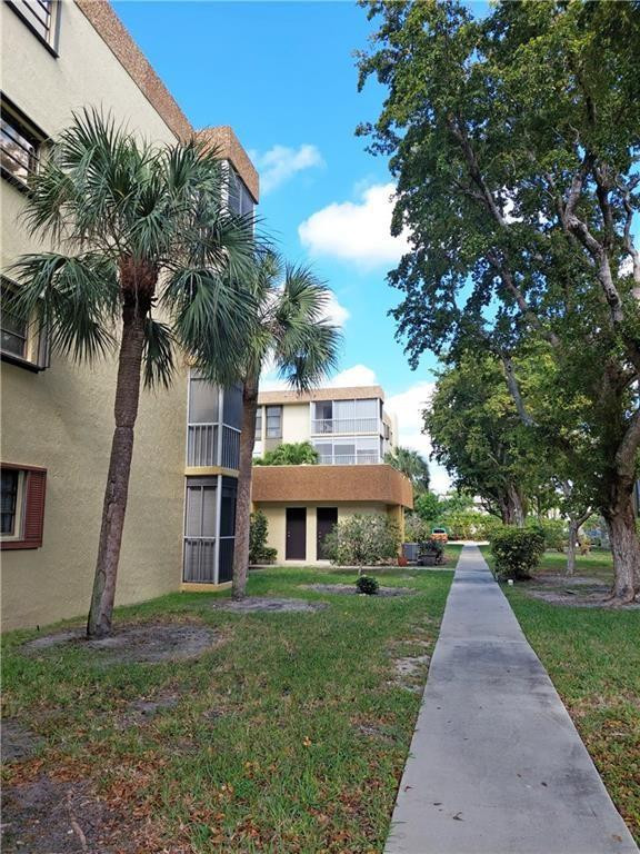 367 S Federal Highway B105 Property Photo 43