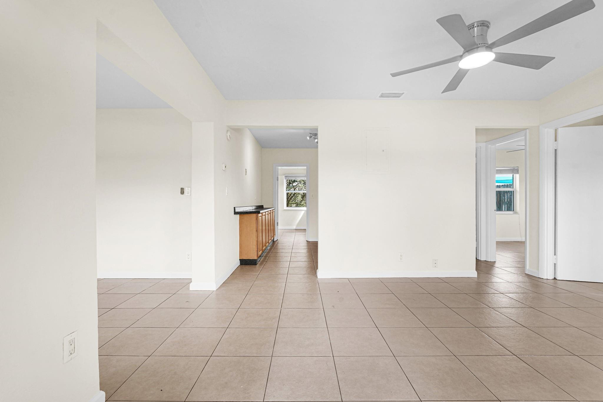 261 Ne 45th Street Property Photo 6