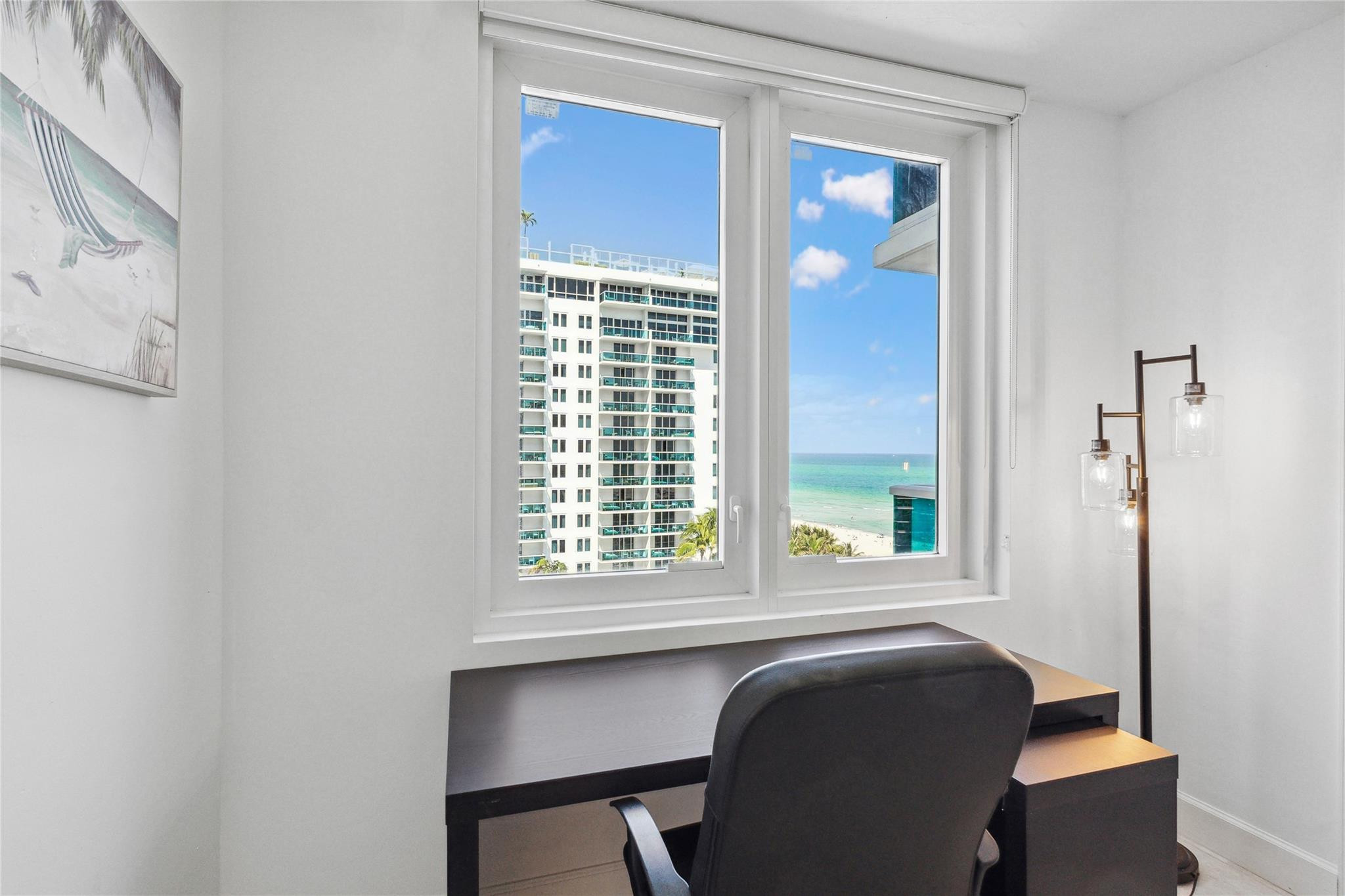 2301 Collins Avenue 1015 Property Photo 10
