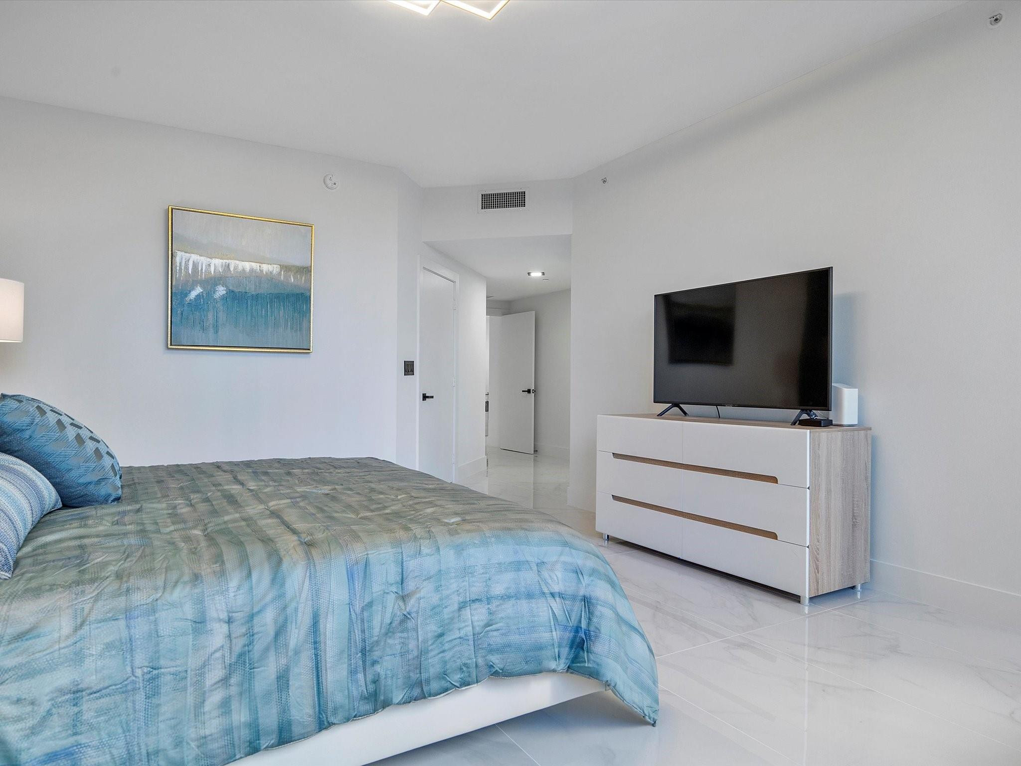 3100 N Ocean Boulevard 601 Property Photo 16