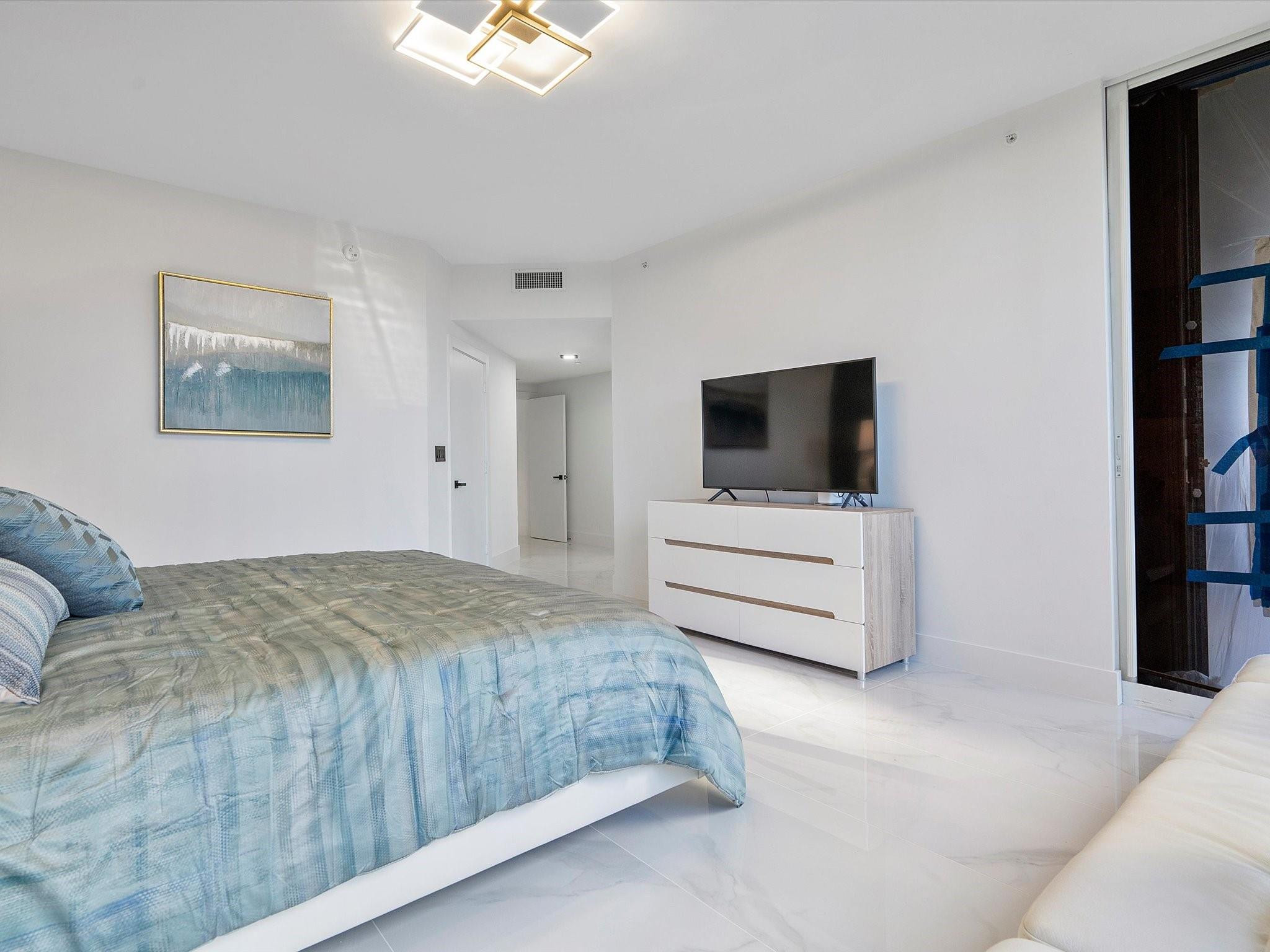 3100 N Ocean Boulevard 601 Property Photo 19
