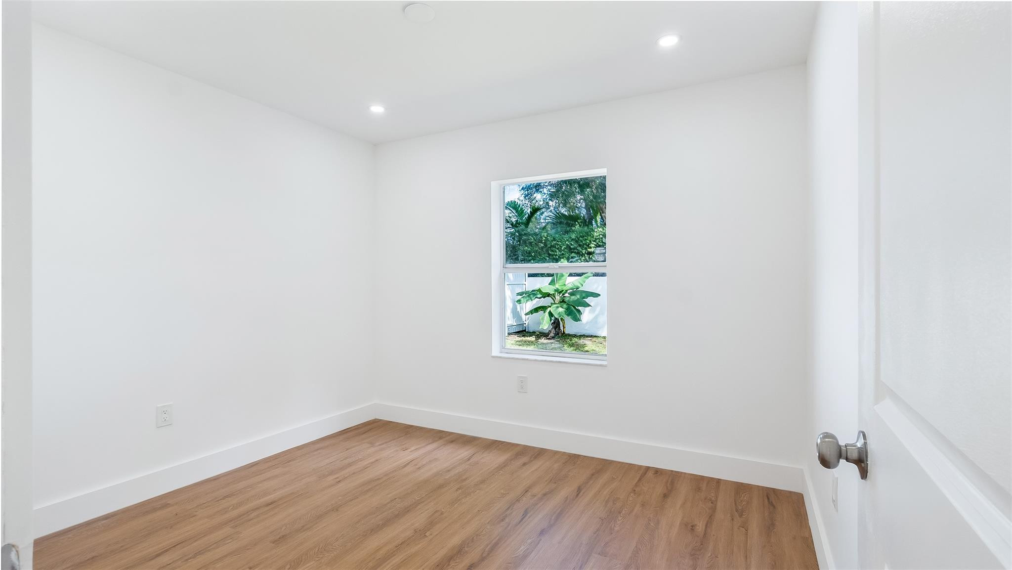 1811 Sw 124th Way Property Photo 13