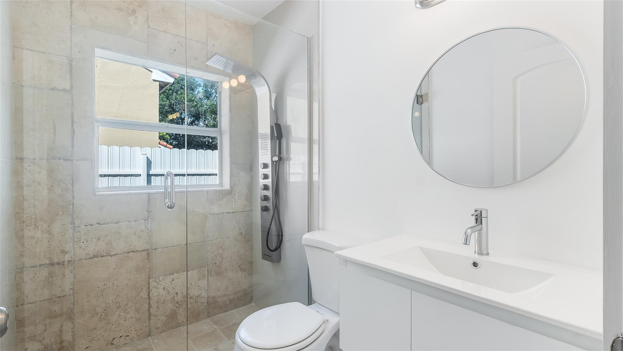 1811 Sw 124th Way Property Photo 15