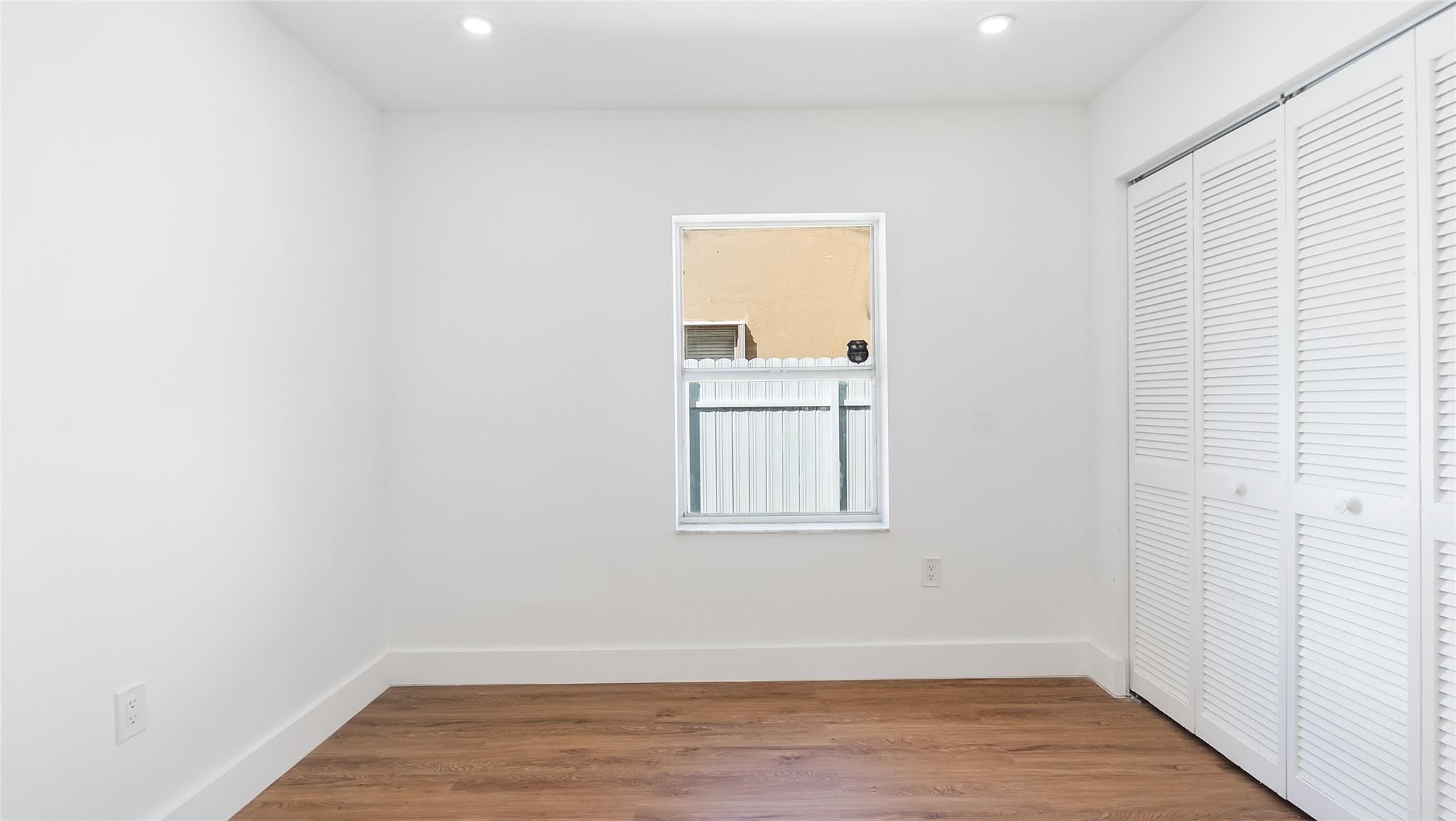 1811 Sw 124th Way Property Photo 18