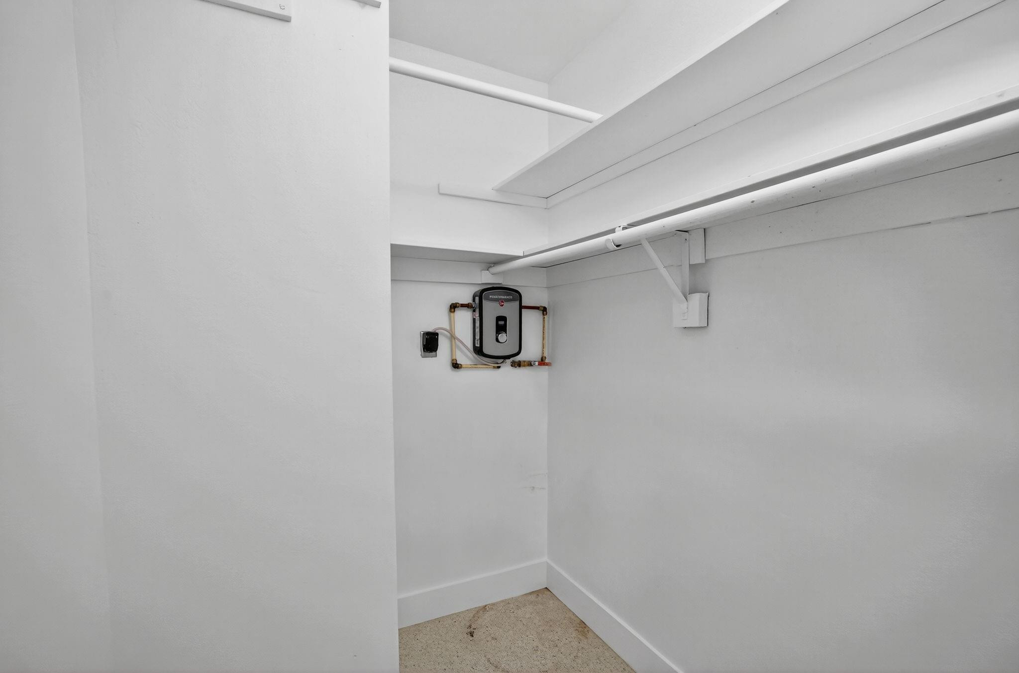 1821 Middle River Drive 1 Property Photo 16