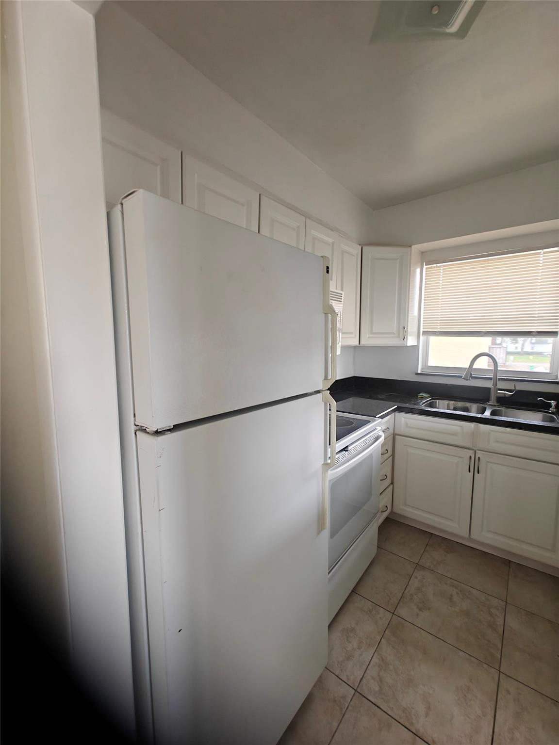 2933 Nw 89 Terrace 6-4 Property Photo 7
