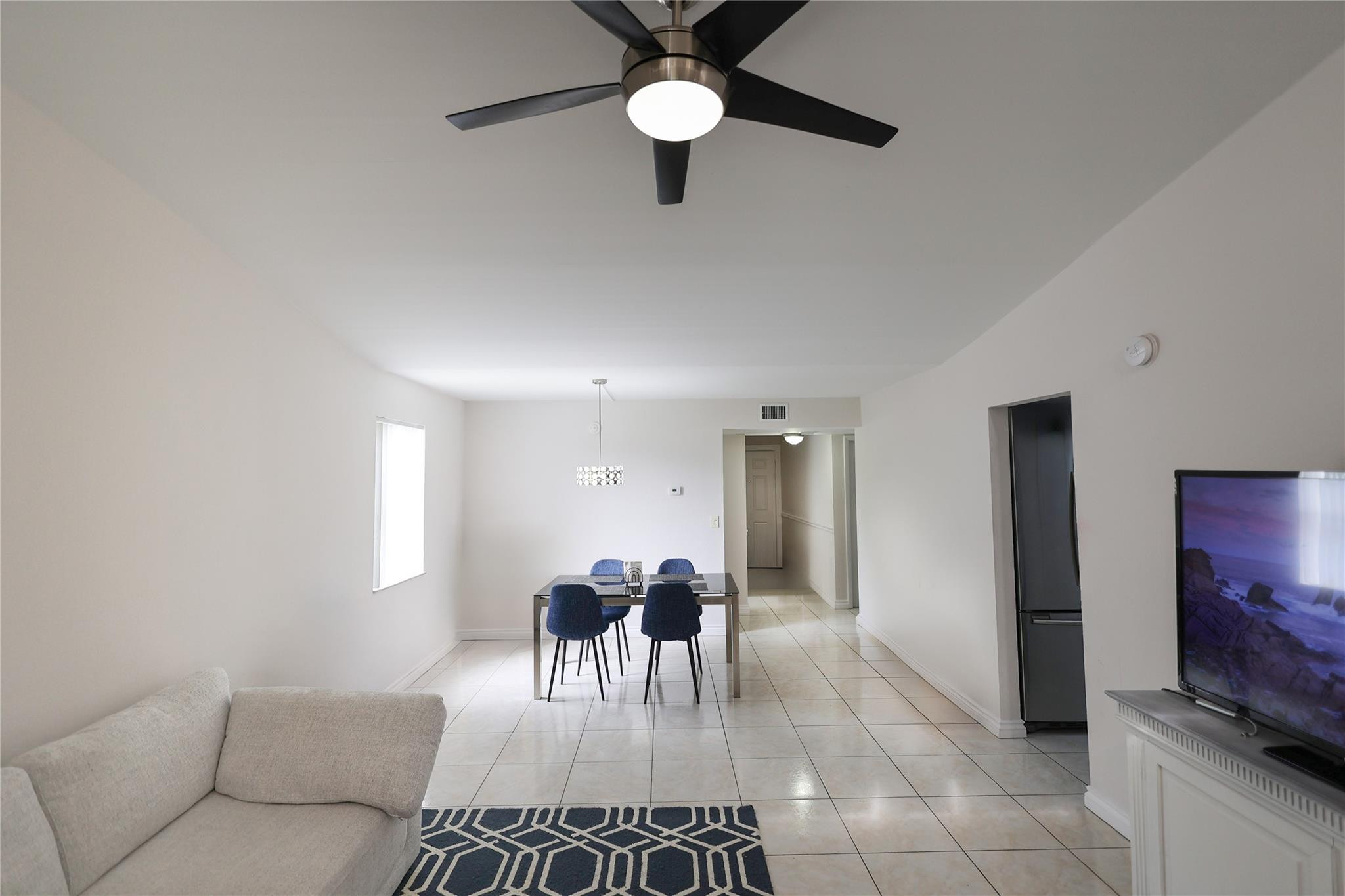 8725 Shadow Wood Boulevard 312 Property Photo 5
