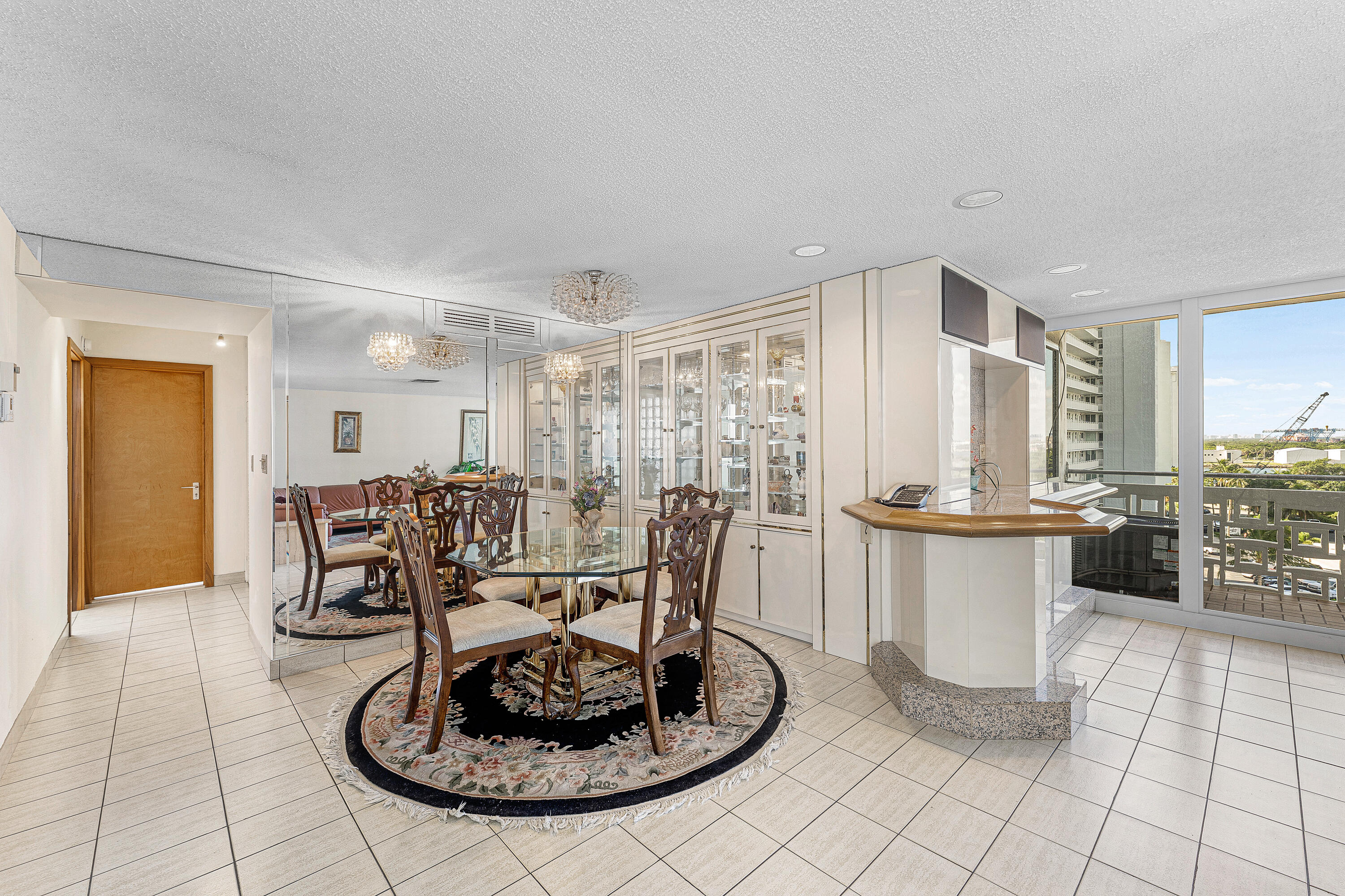 1900 S Ocean Drive 812 Property Photo 26
