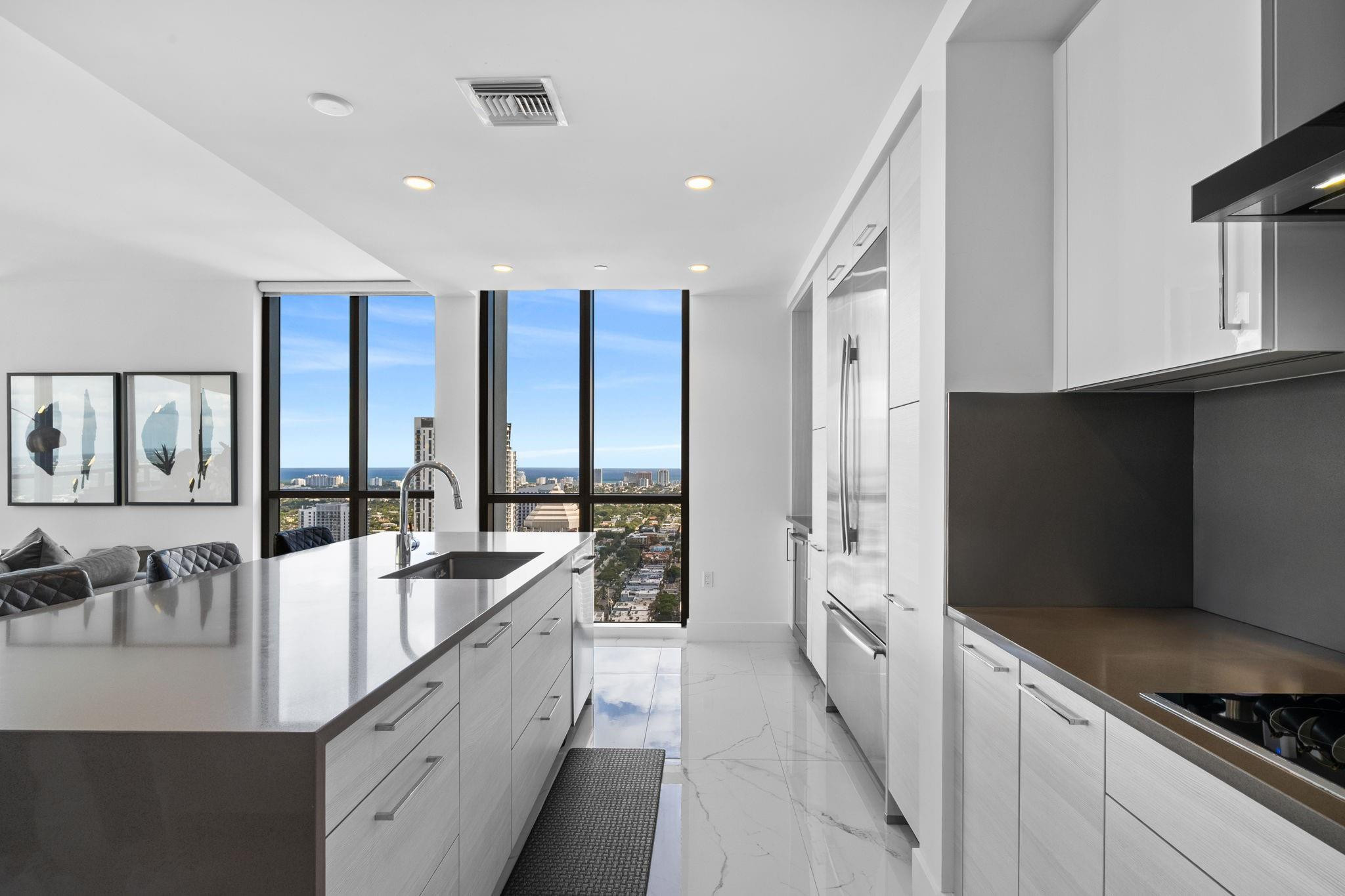 100 E Las Olas Boulevard 4001 Property Photo 18