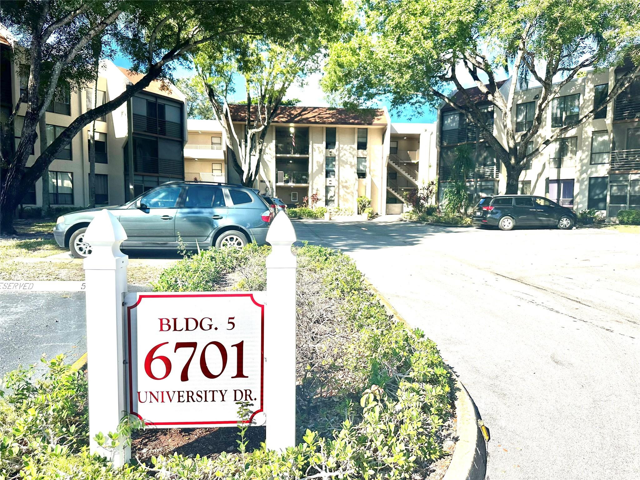 6701 N University Drive 310 Property Photo 12