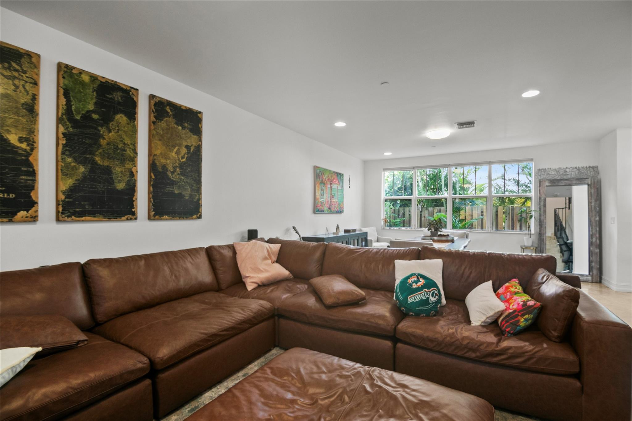 732 Ne 15th Avenue Property Photo 11