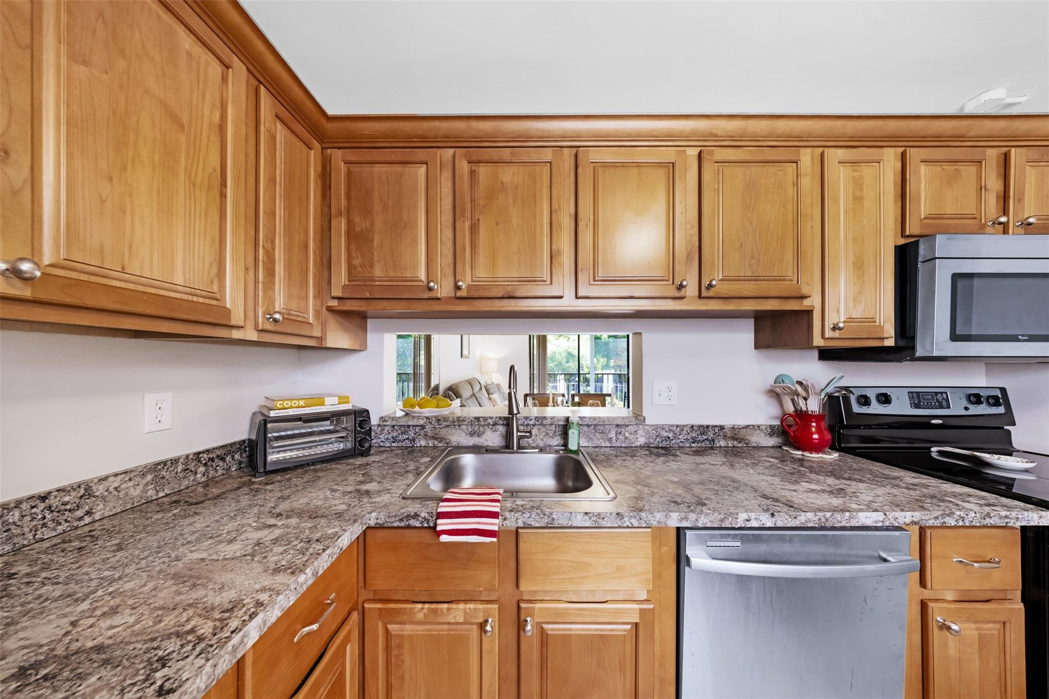 5250 Las Verdes Circle 317 Property Photo 11
