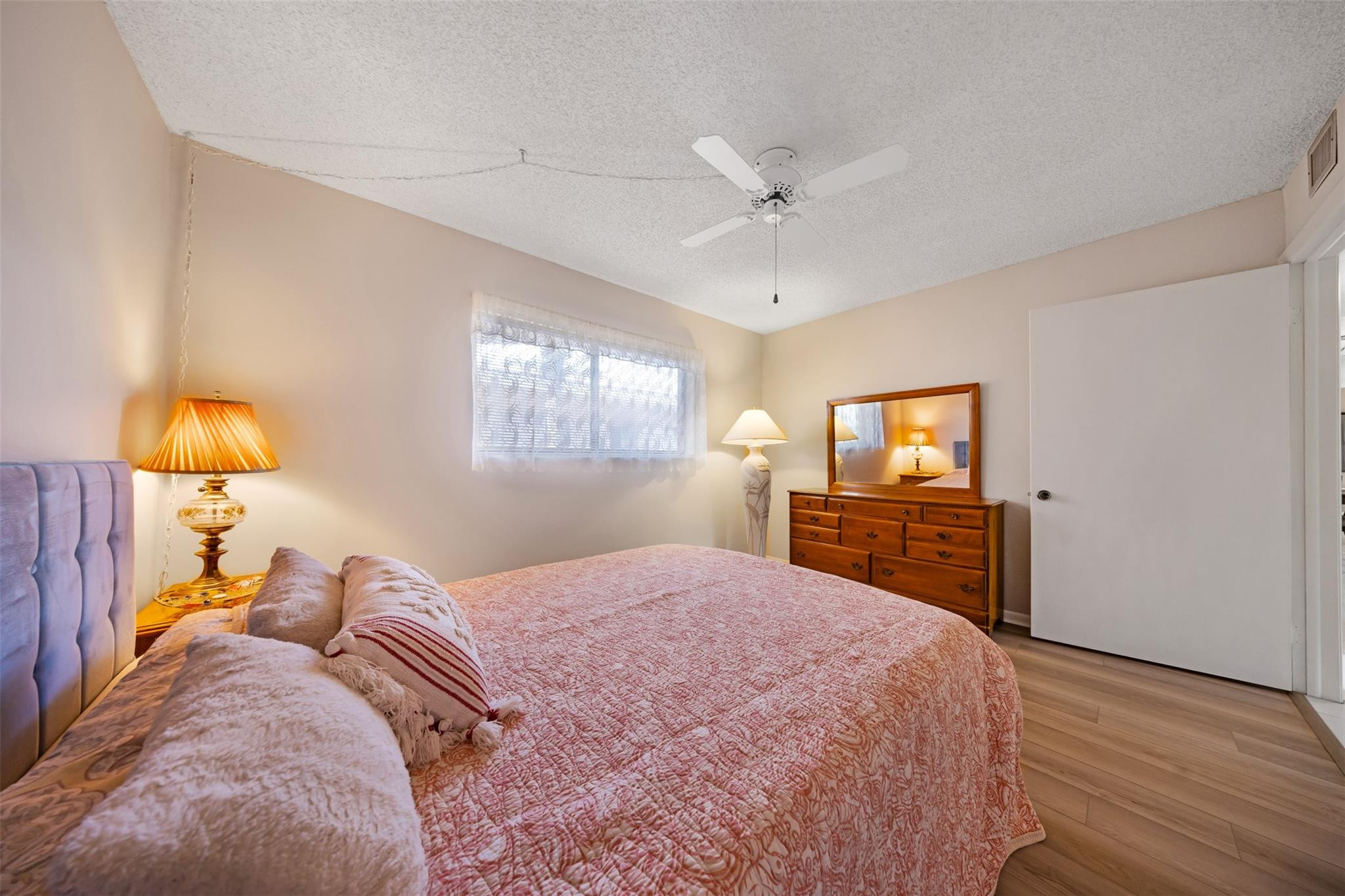 5250 Las Verdes Circle 317 Property Photo 16