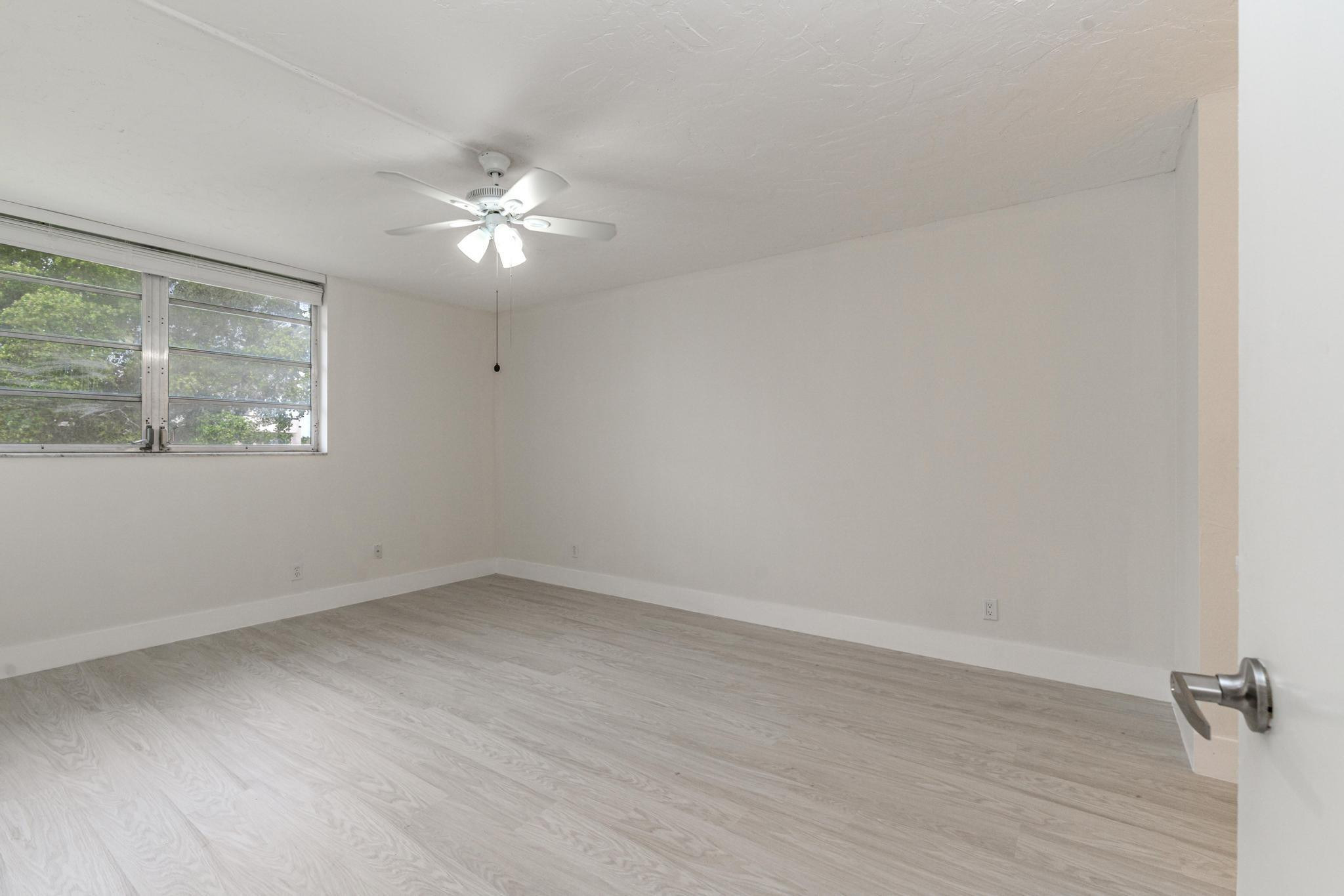 2551 Aragon Boulevard 406 Property Photo 11