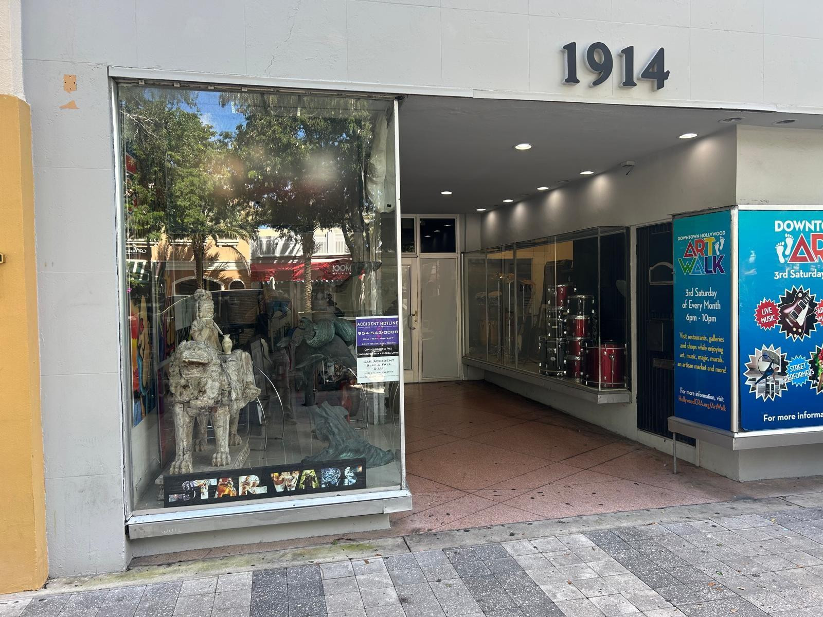 1914 Hollywood Boulevard Property Photo 1