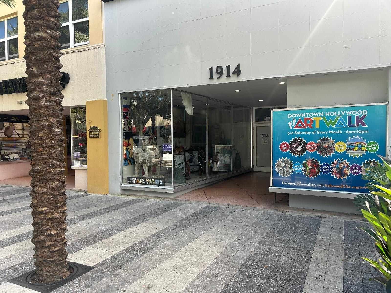 1914 Hollywood Boulevard Property Photo 2