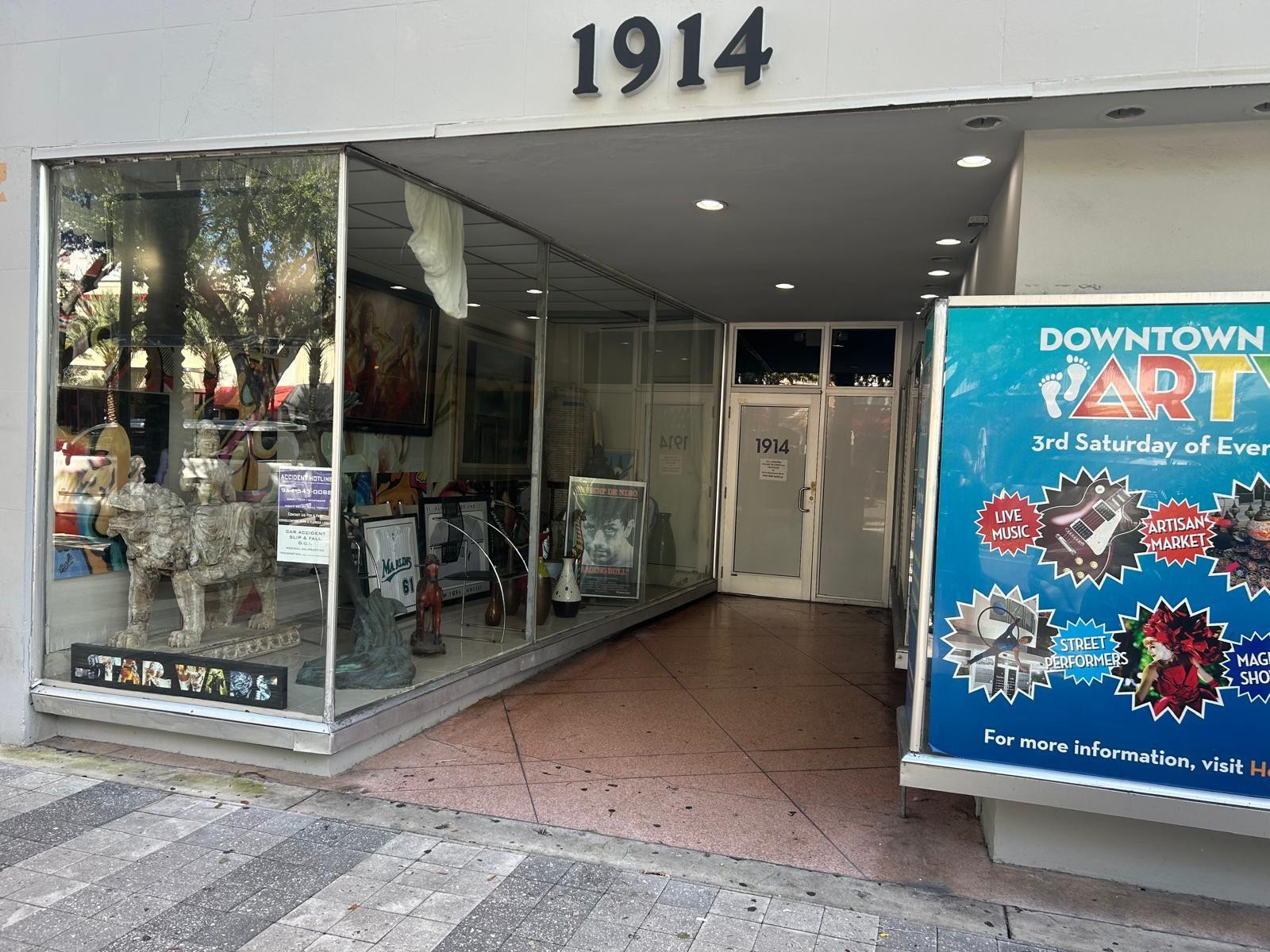 1914 Hollywood Boulevard Property Photo 3