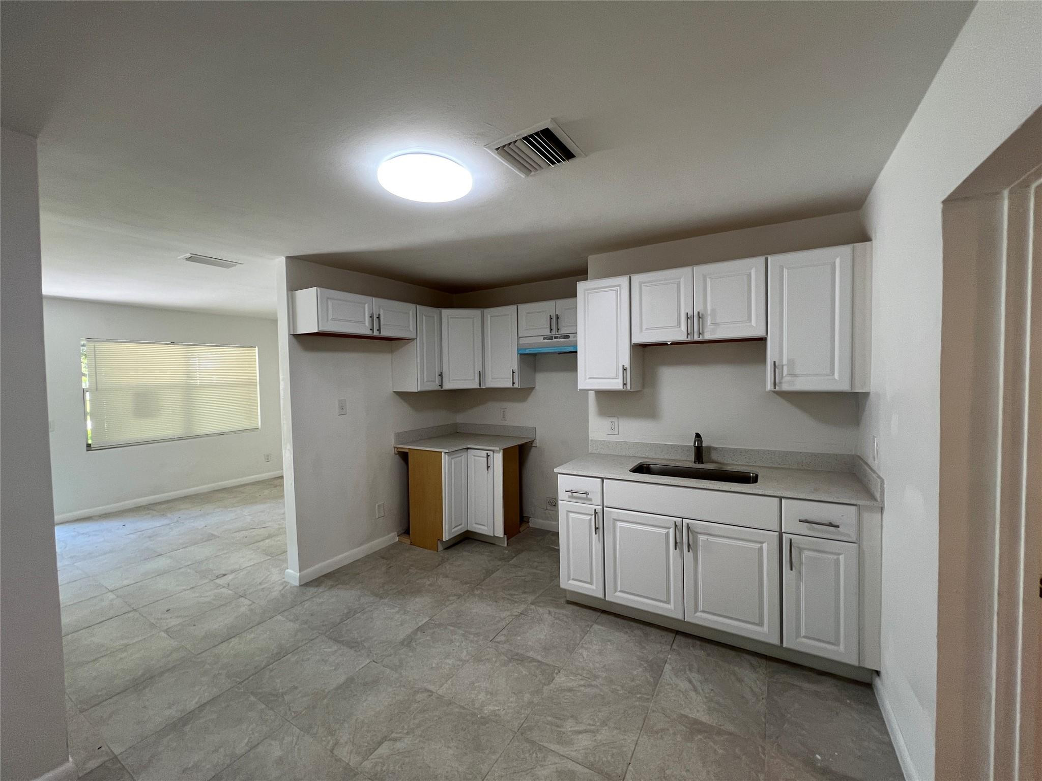 6184 Se Orange Blossom Trail Property Photo 15
