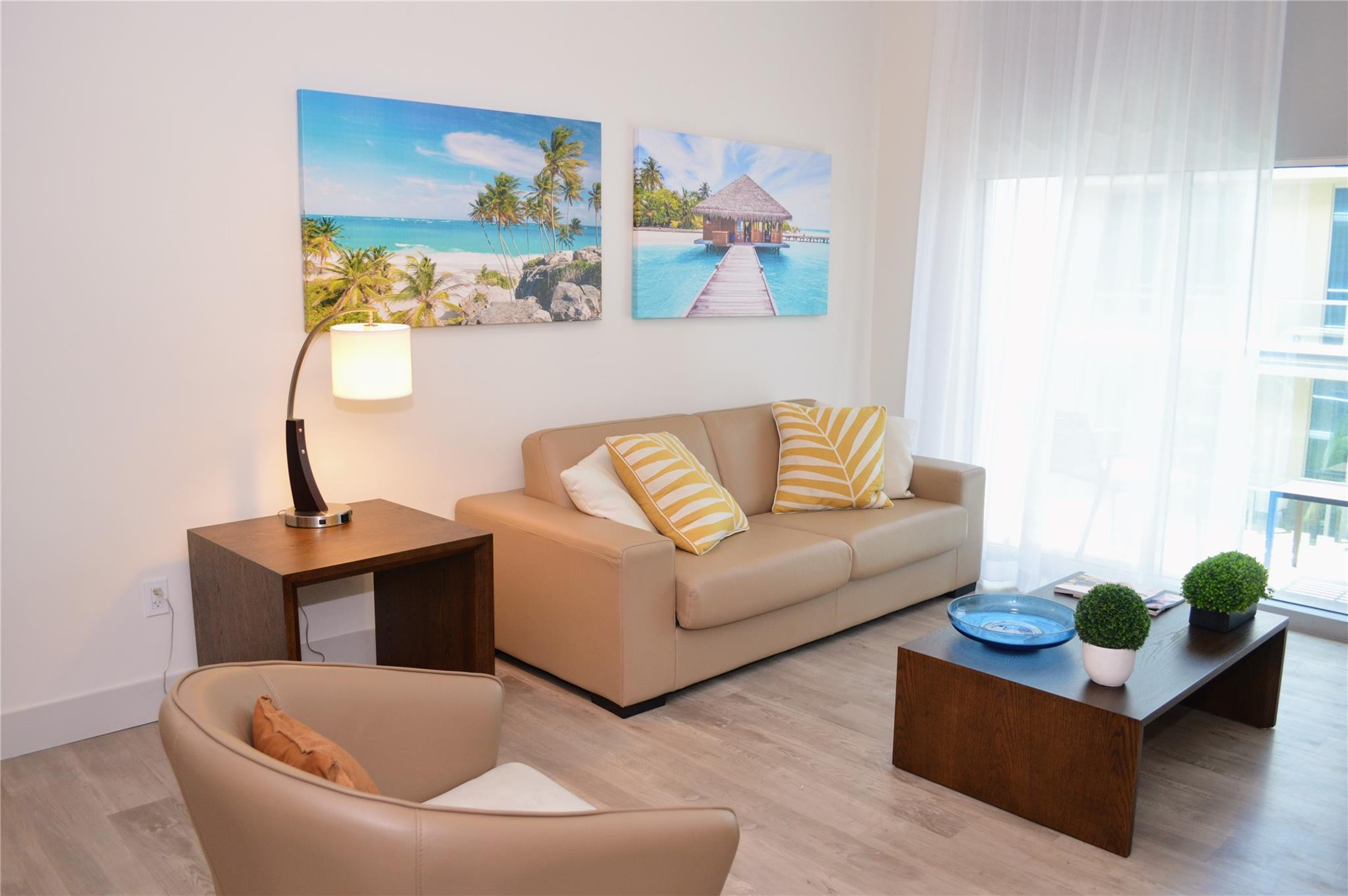 777 N Ocean Drive N522 Property Photo 6