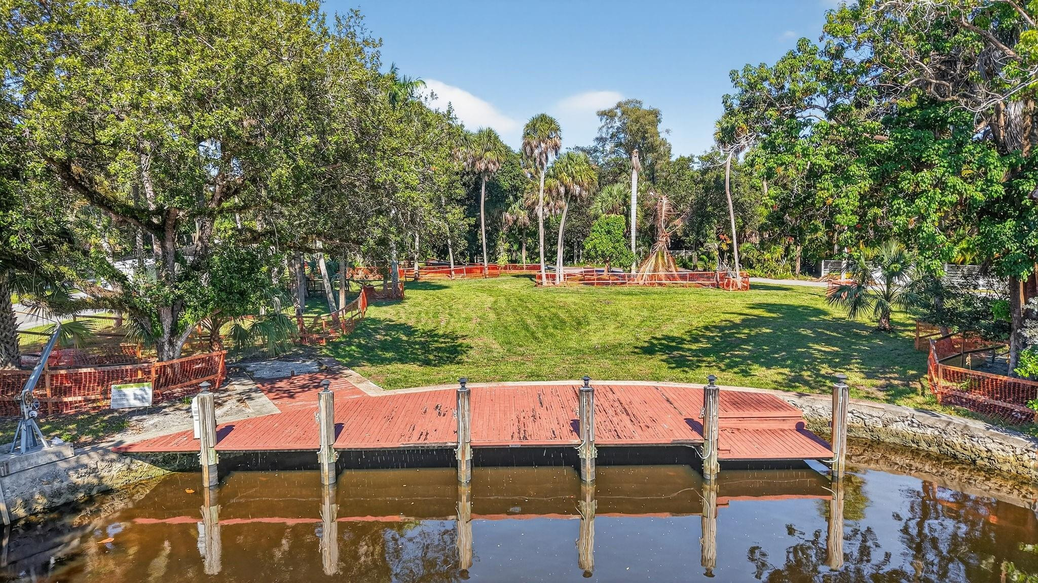 2500 Riverland Road Property Photo 4