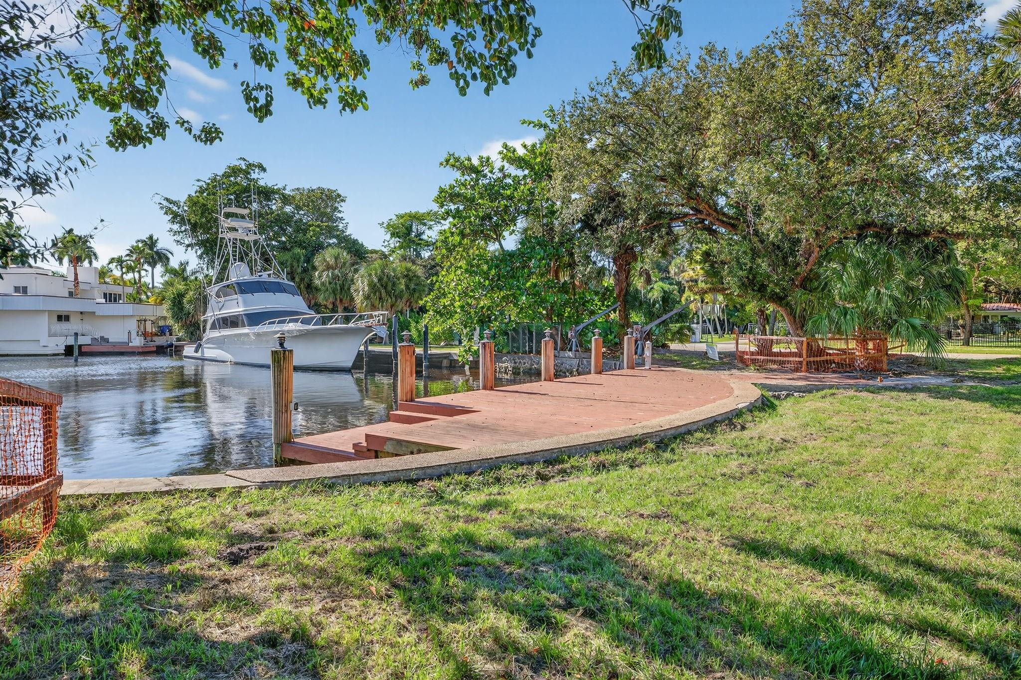 2500 Riverland Road Property Photo 11