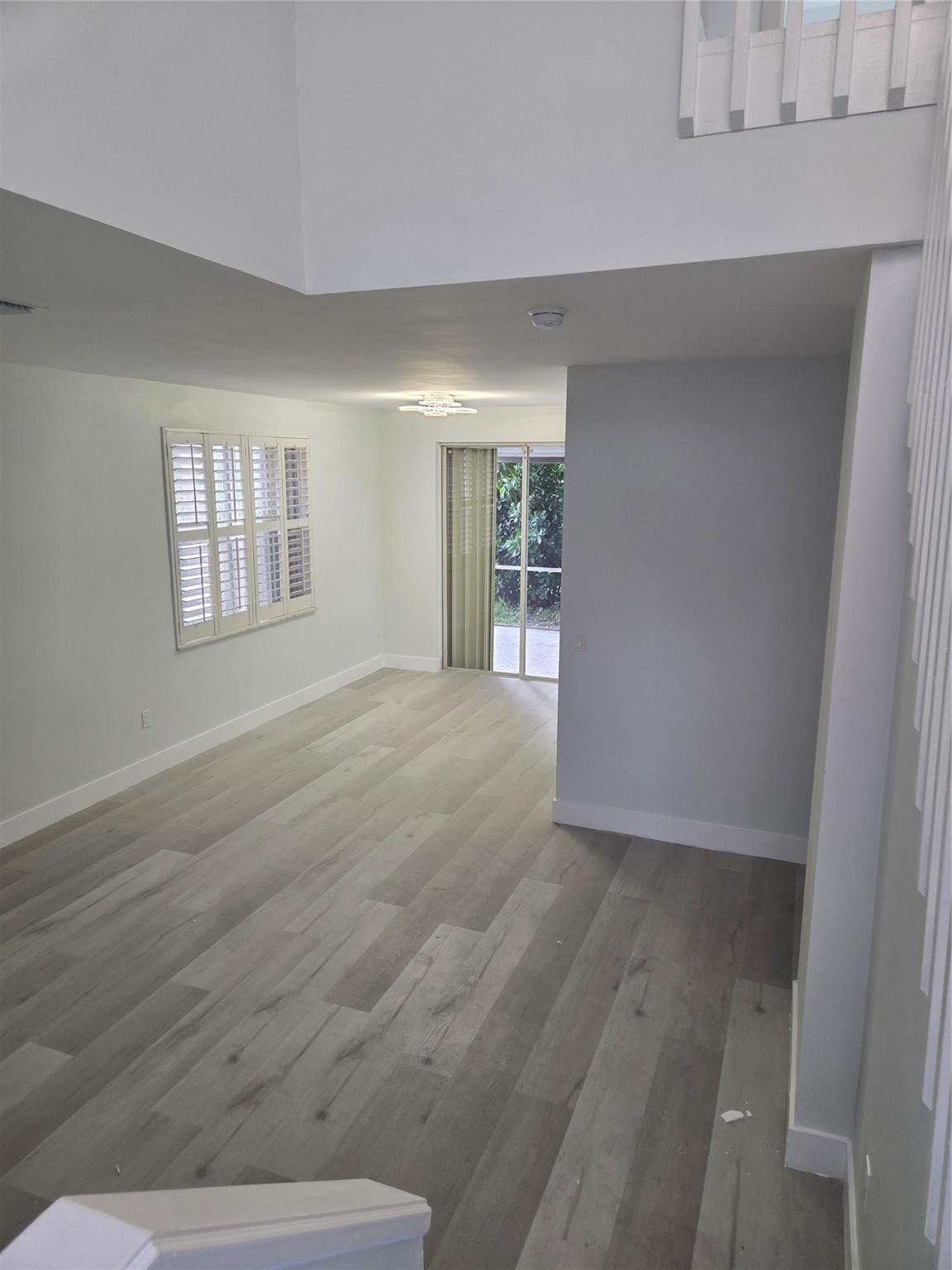 580 Nw 87 Way Property Photo 10