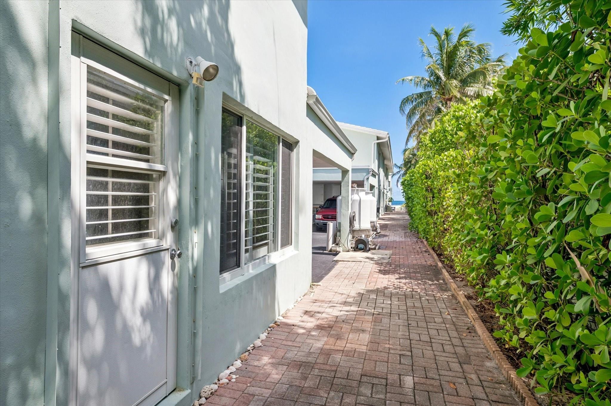 5400 N Ocean Boulevard 44 Property Photo 3