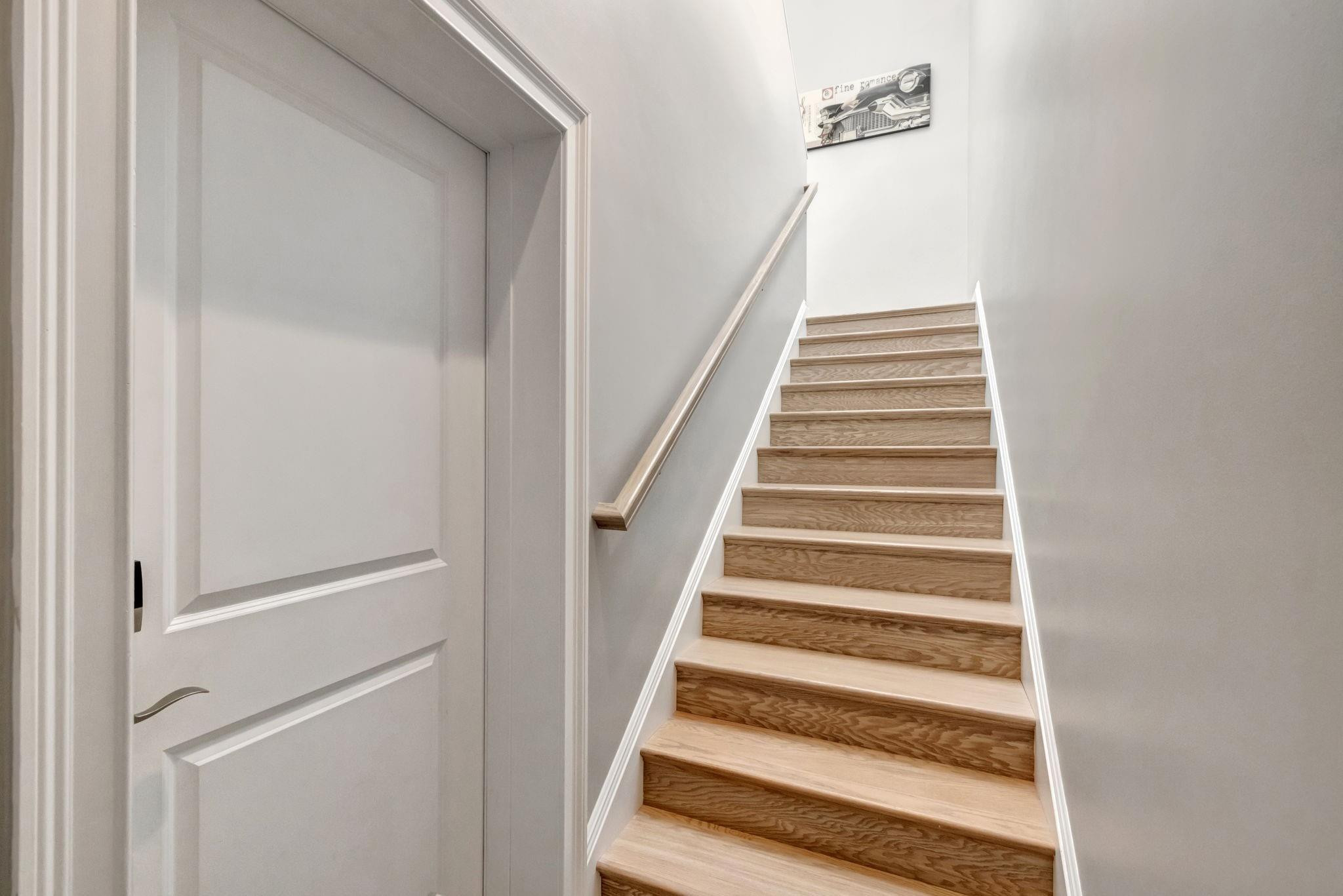 288 S Tradewinds Avenue Property Photo 17