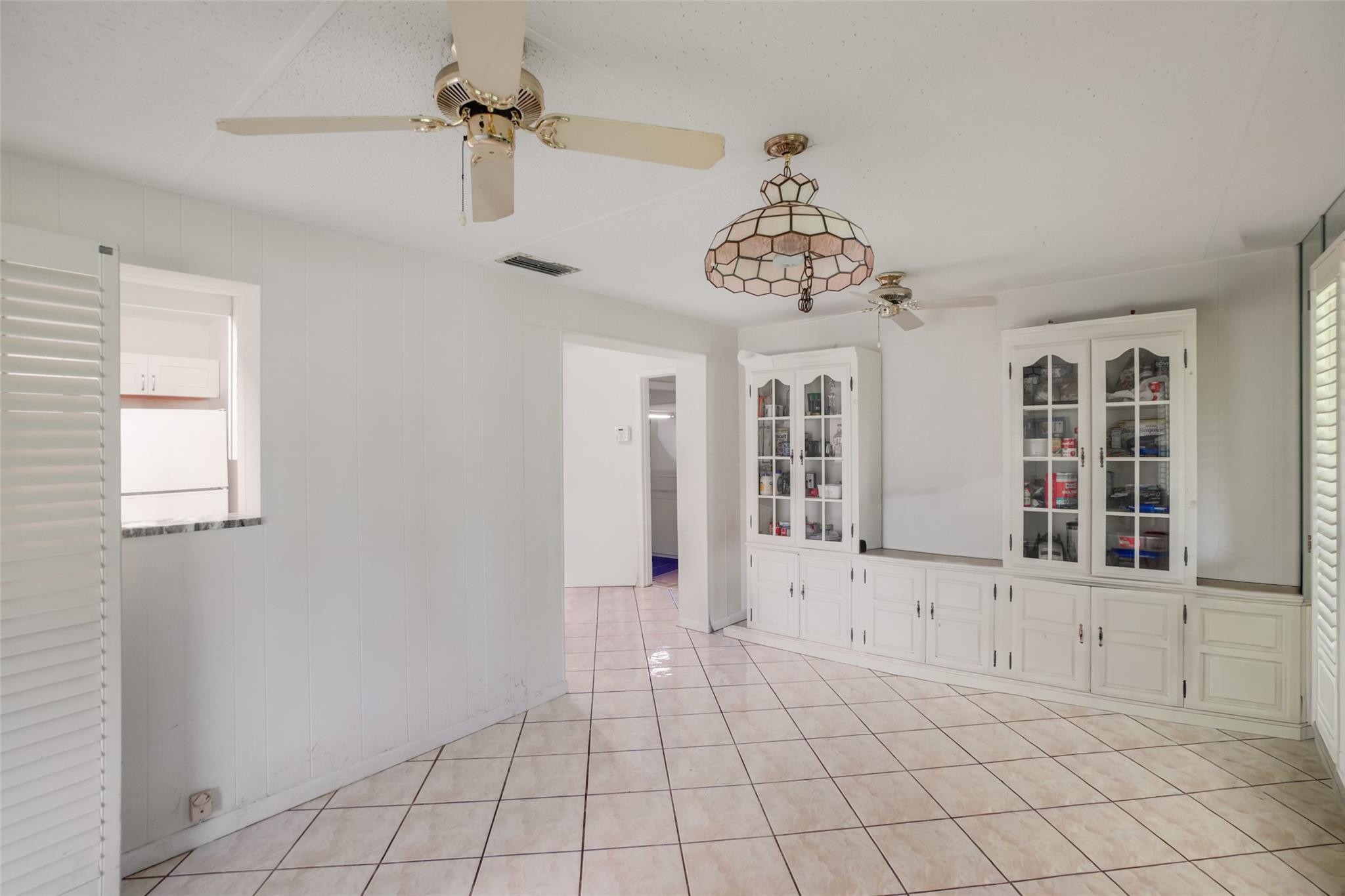 413 Willows Avenue Property Photo 6