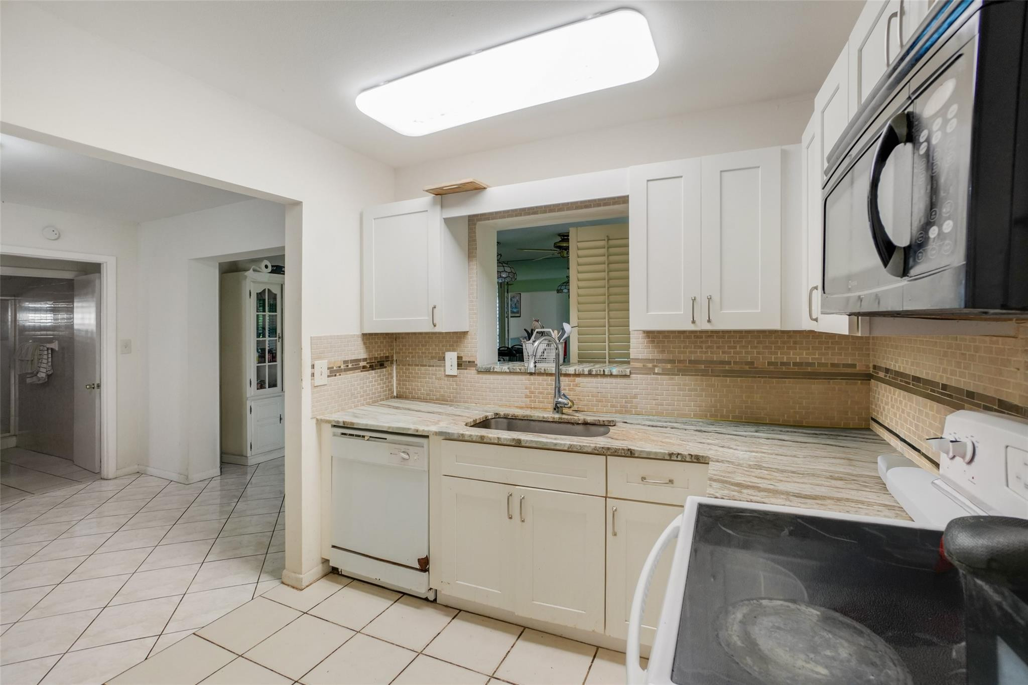 413 Willows Avenue Property Photo 9