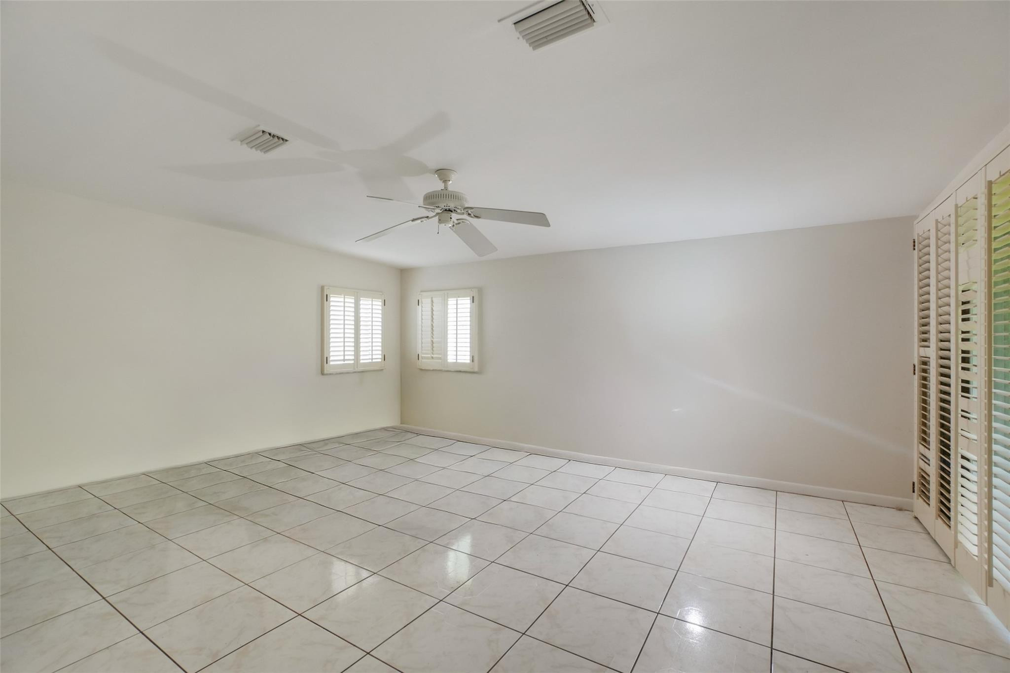 413 Willows Avenue Property Photo 13