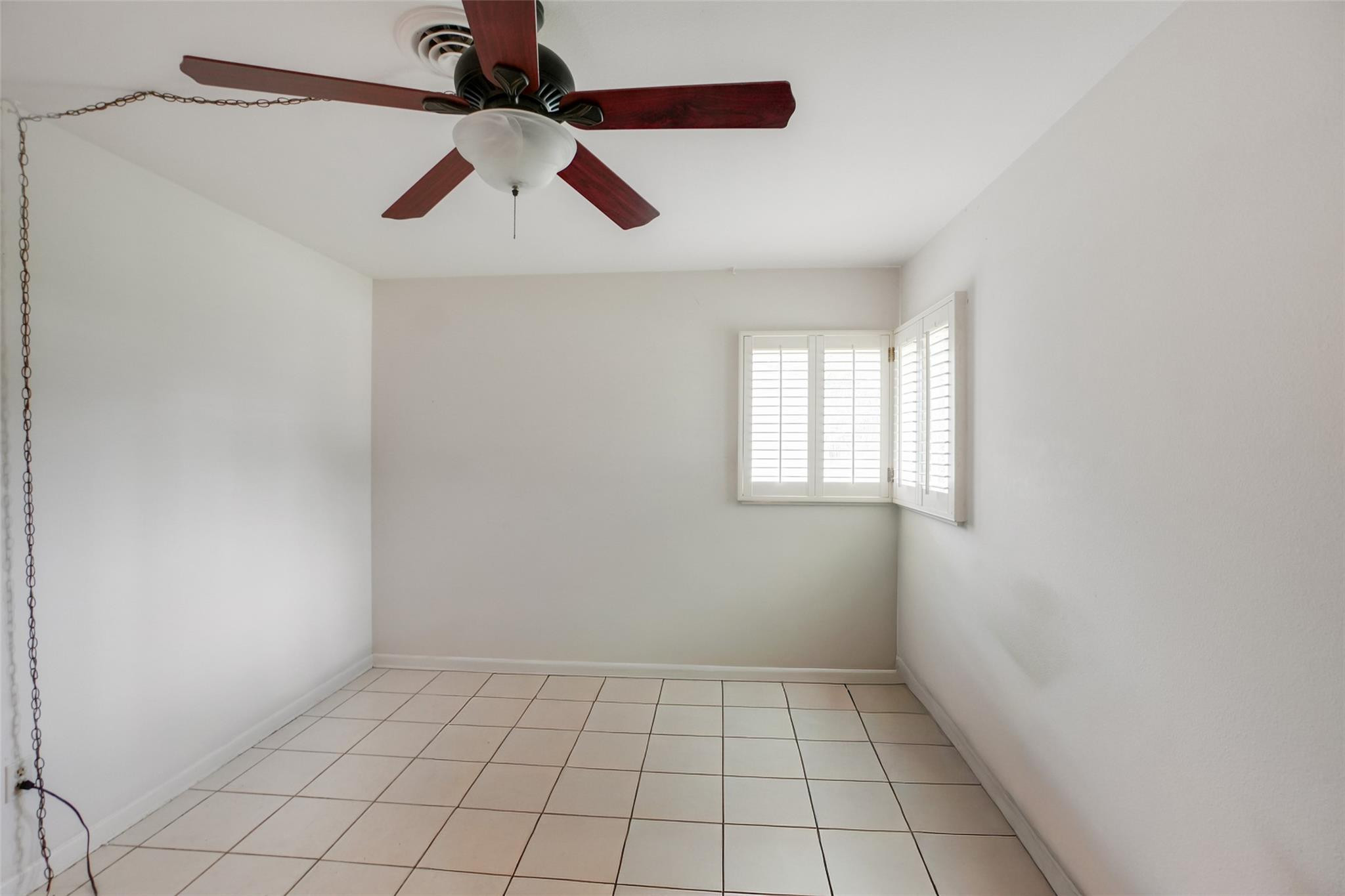 413 Willows Avenue Property Photo 19