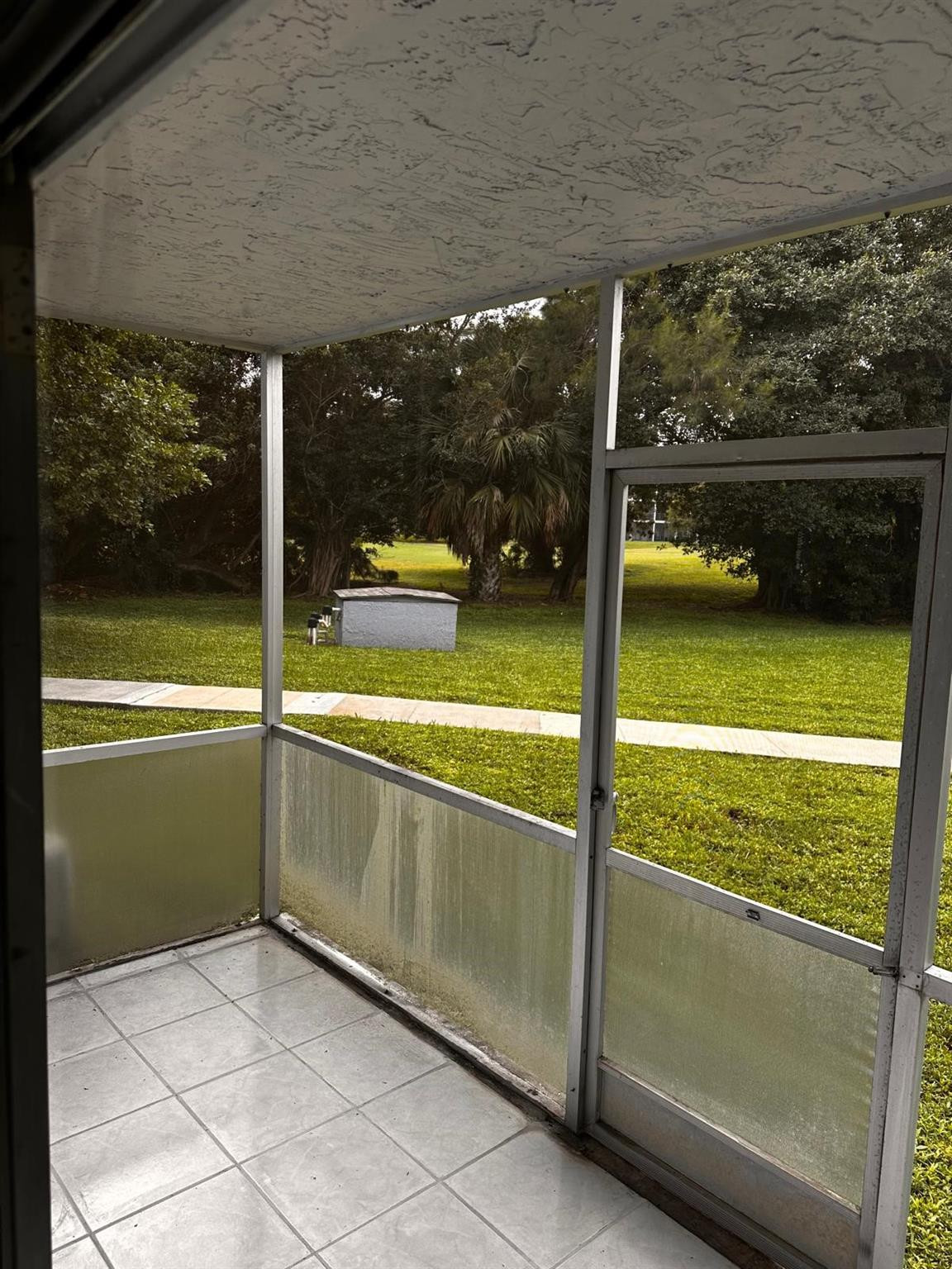 8450 Lagos De Campo Boulevard 105 Property Photo 6
