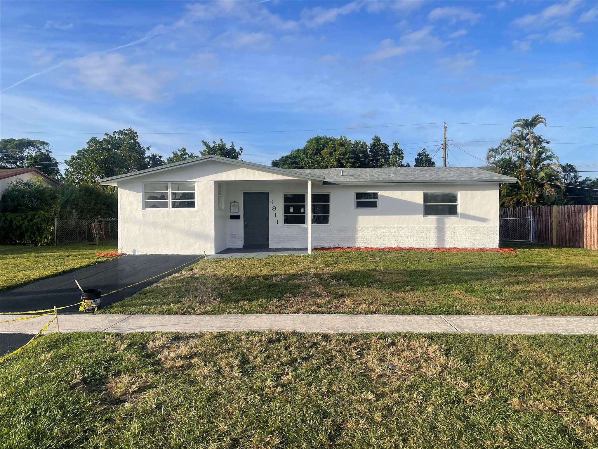 4911 Nw 16th Street Property Photo 48