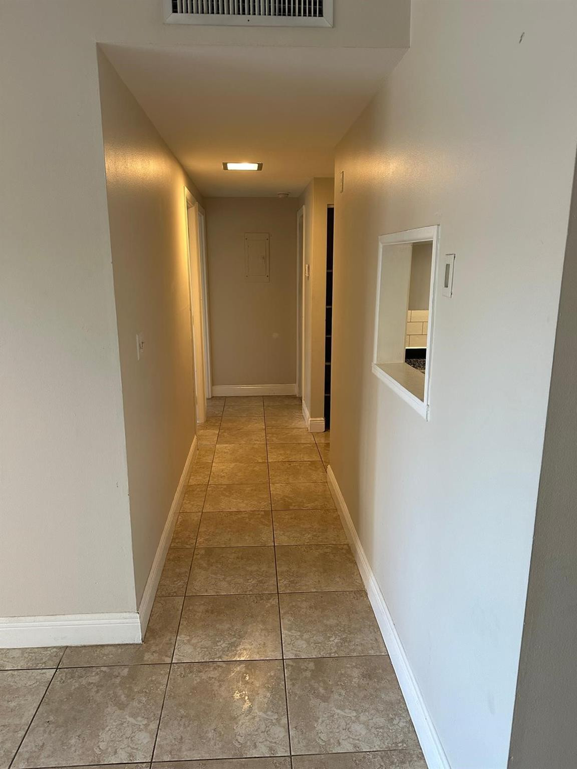 400 N Riverside Drive 102 Property Photo 14