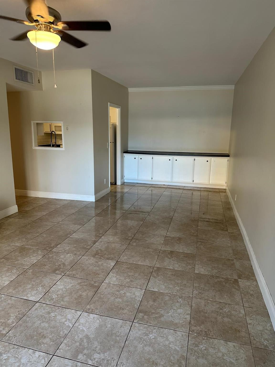 400 N Riverside Drive 102 Property Photo 16