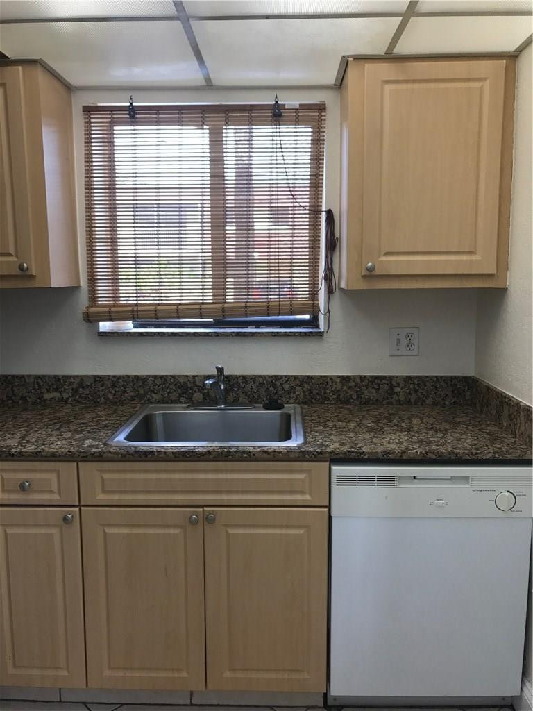 1105 S Flagler Avenue 601 Property Photo 2