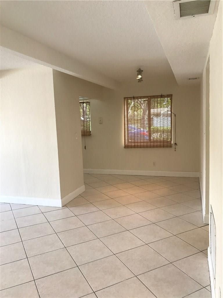 1105 S Flagler Avenue 601 Property Photo 4