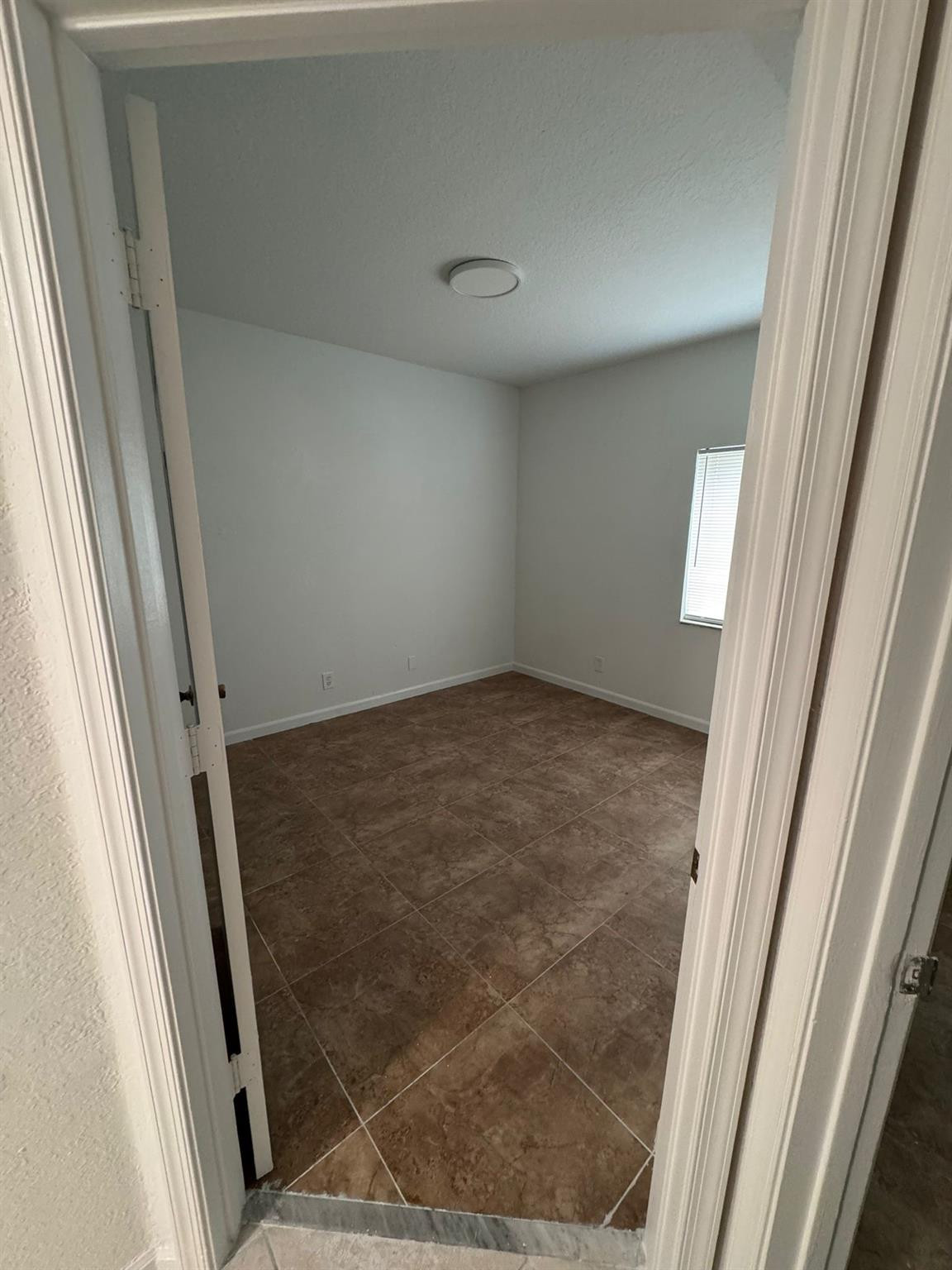 1161 Golden Lakes Boulevard 1311 Property Photo 6
