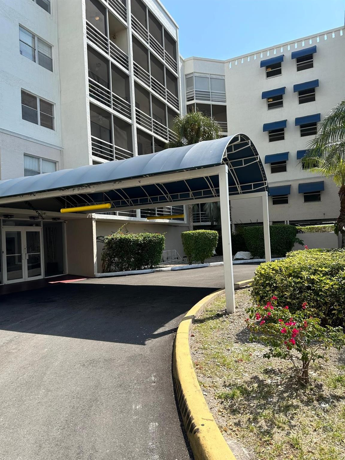 2821 Ne N Miami Beach Boulevard 3m Property Photo 7