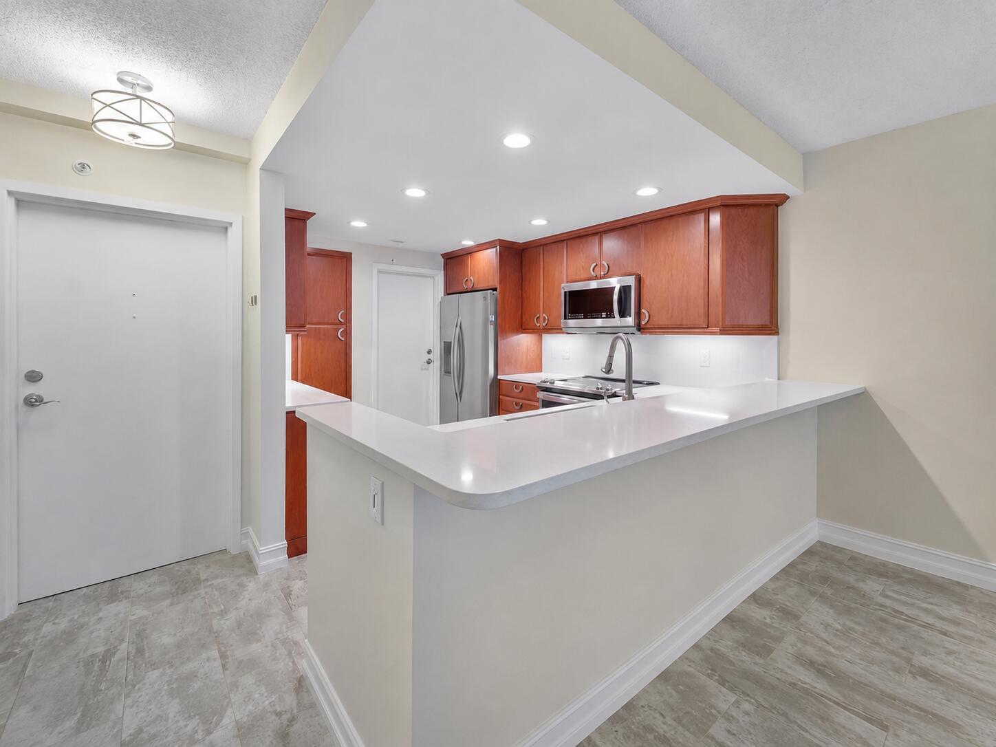 1500 S Ocean Boulevard 207 Property Photo 7