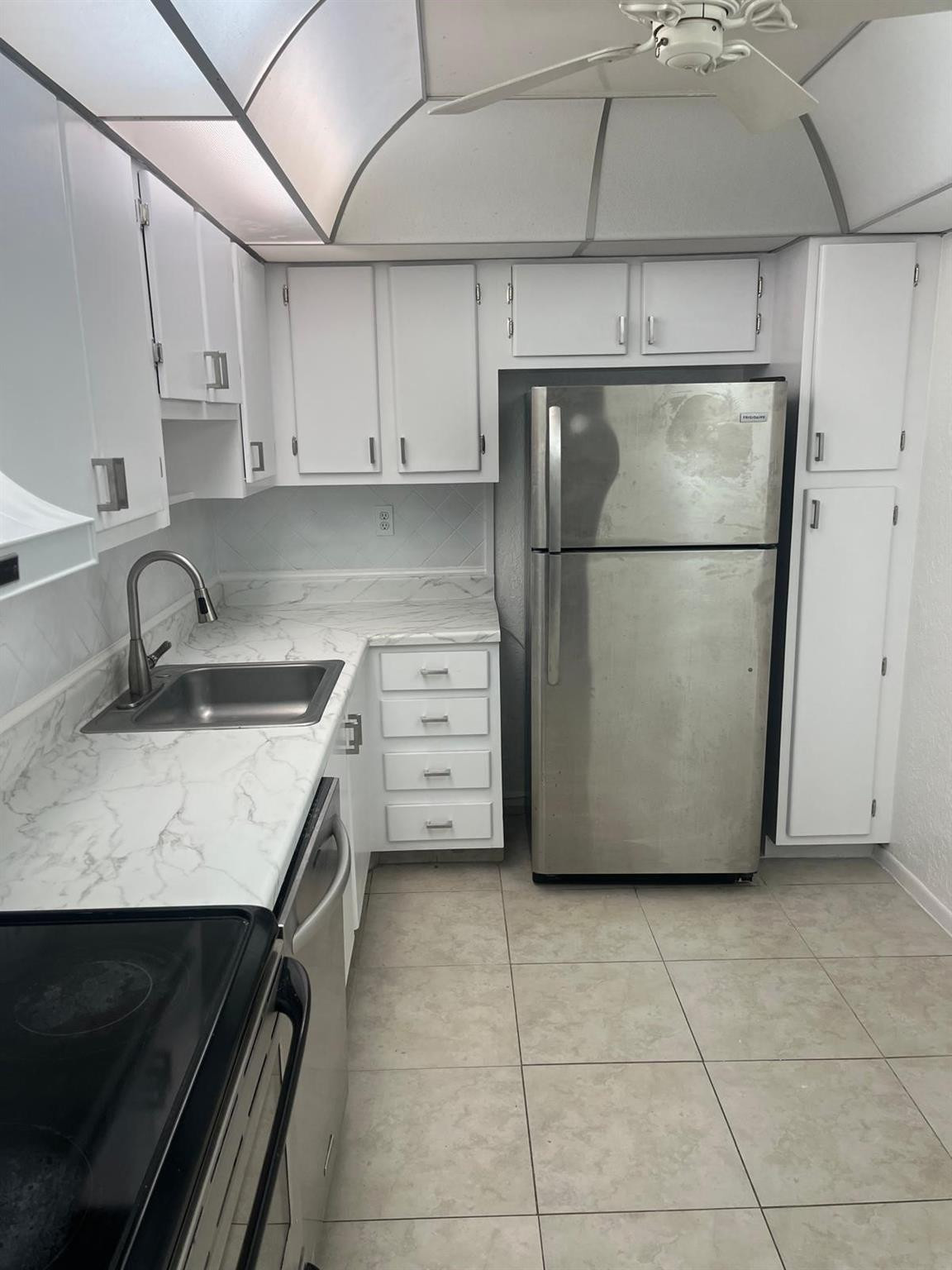 6301 N University Drive 310 Property Photo 18